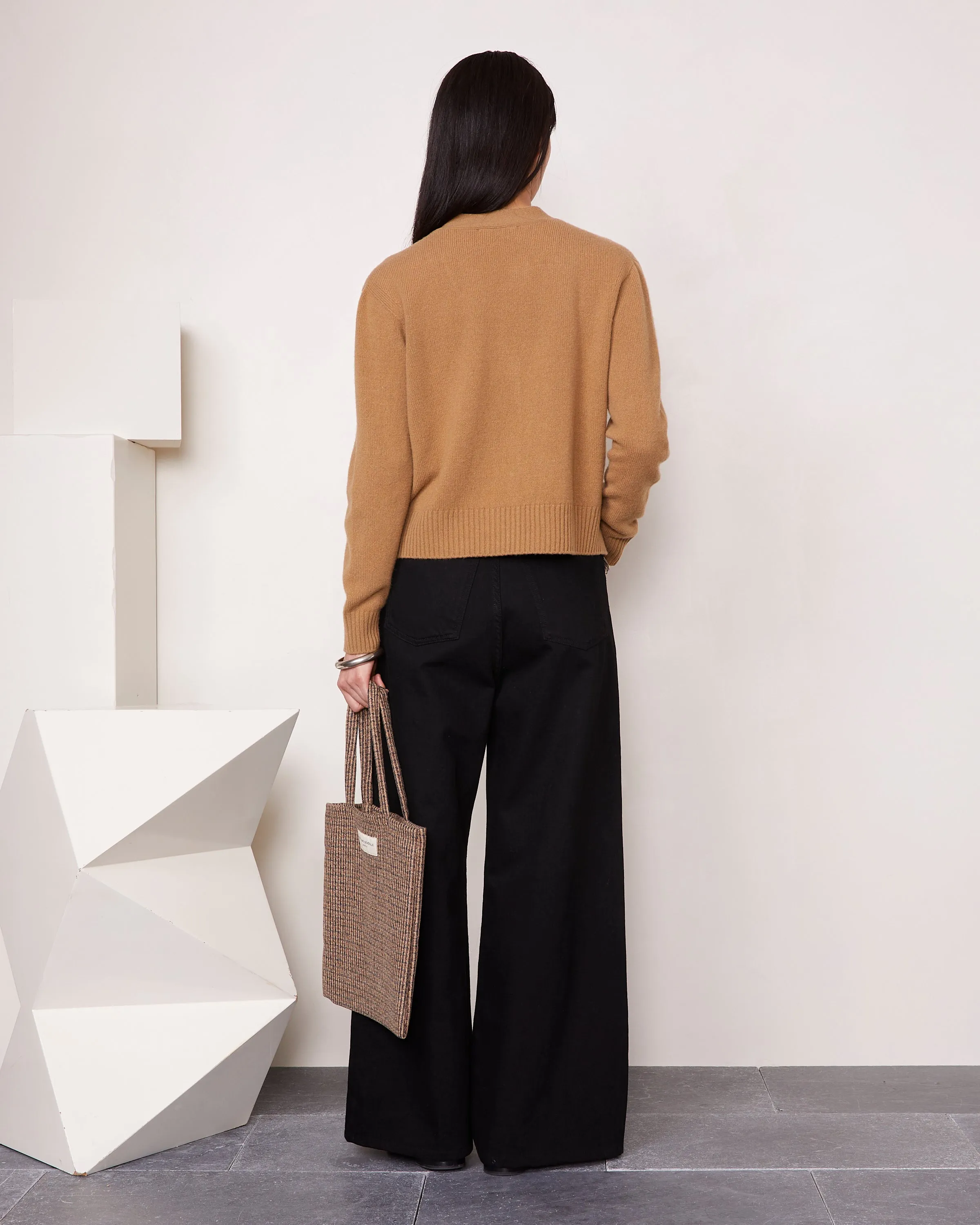 Jean moena sold by Officine Generale product image thumbnail 3