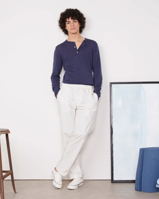 Chino walter sold by Officine Generale