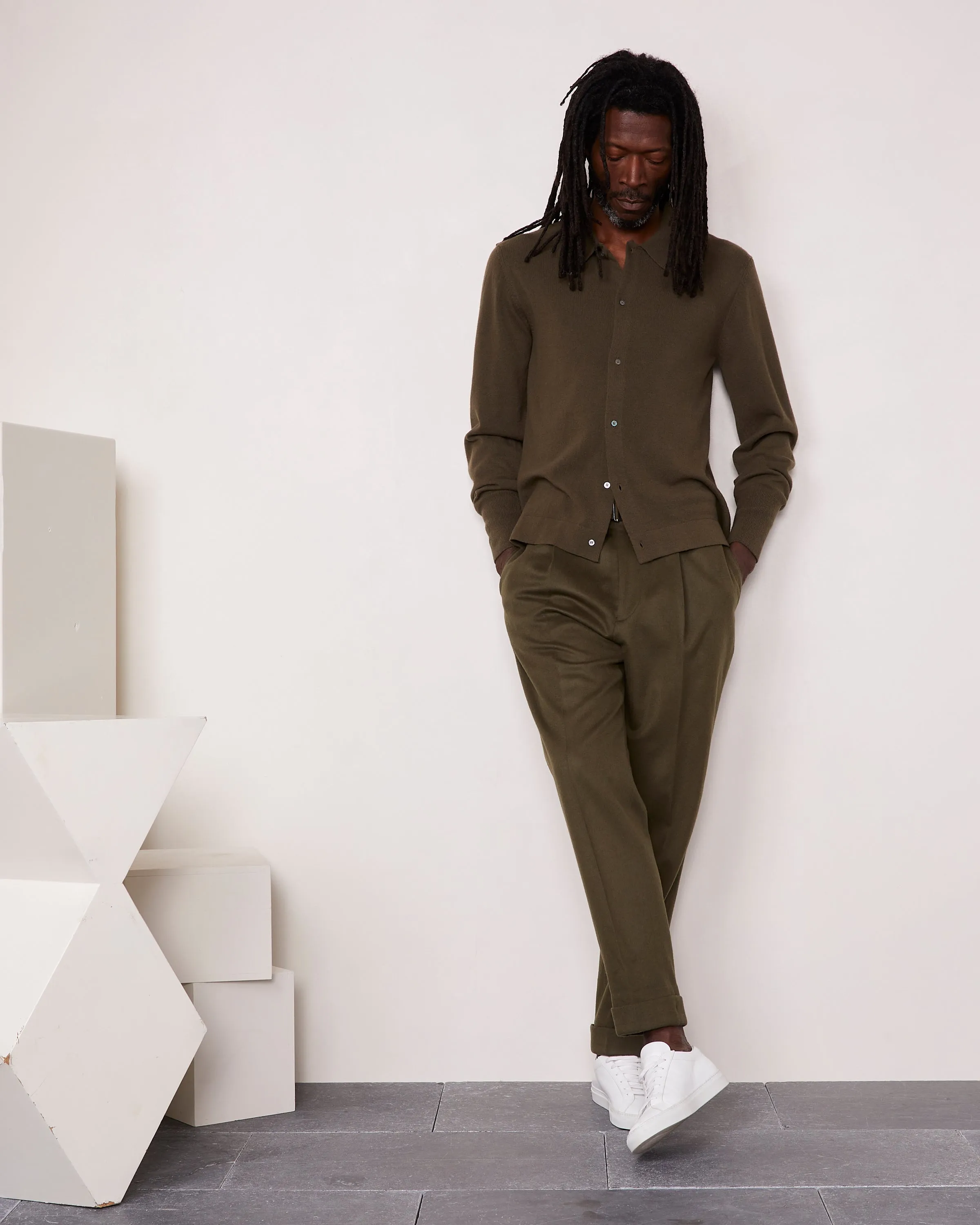 Pantalon hugo sold by Officine Generale