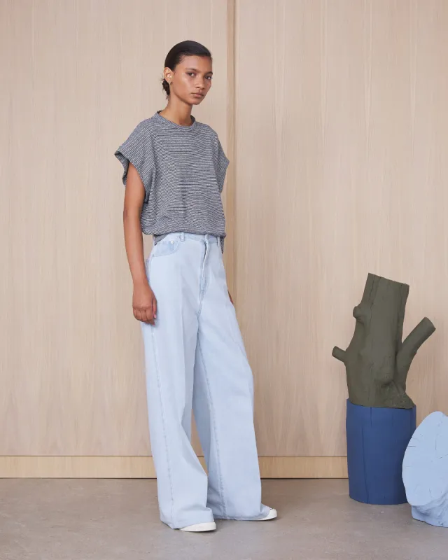 Tee-shirt isra sold by Officine Generale