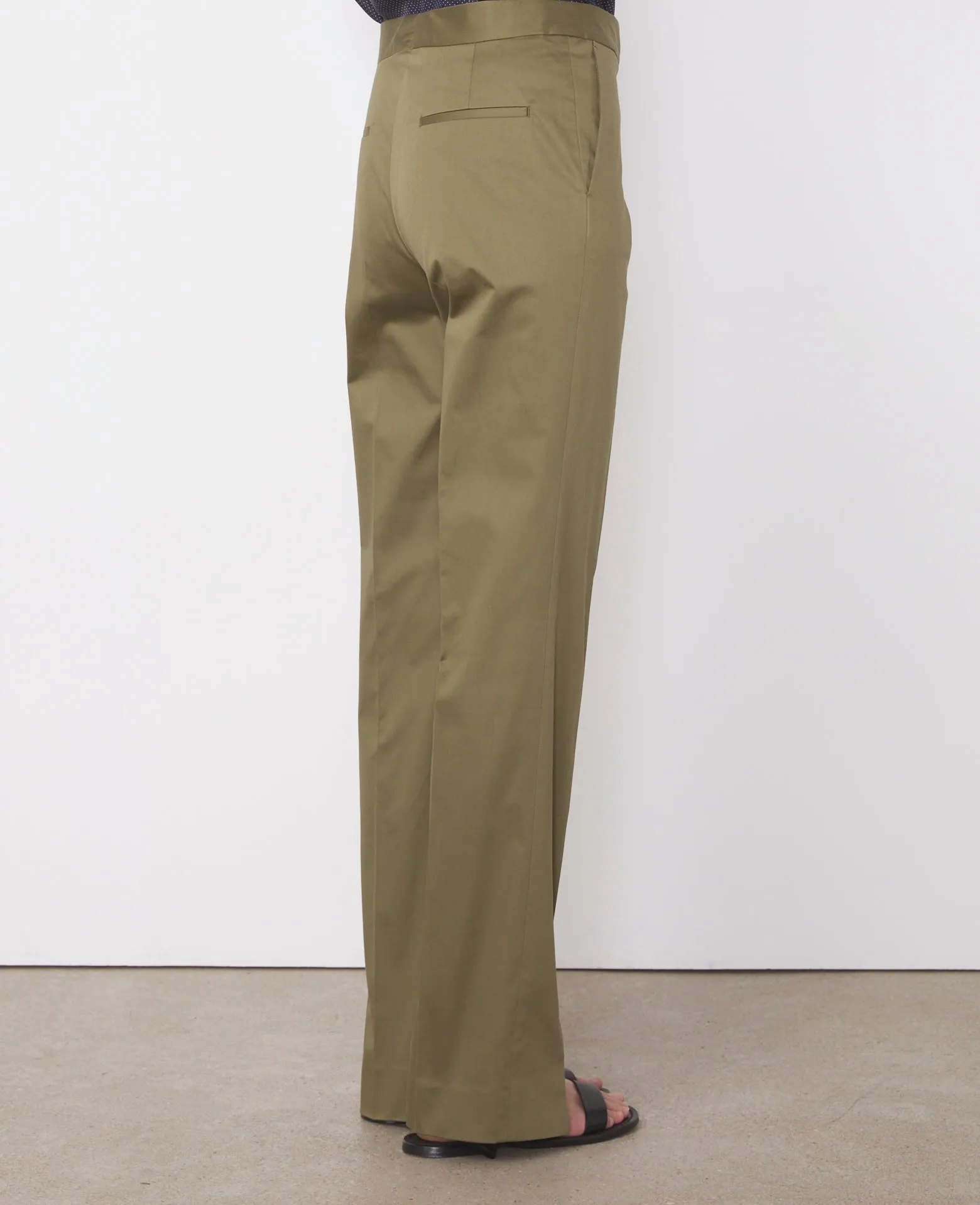 Pantalon liza sold by Officine Generale product image thumbnail 3