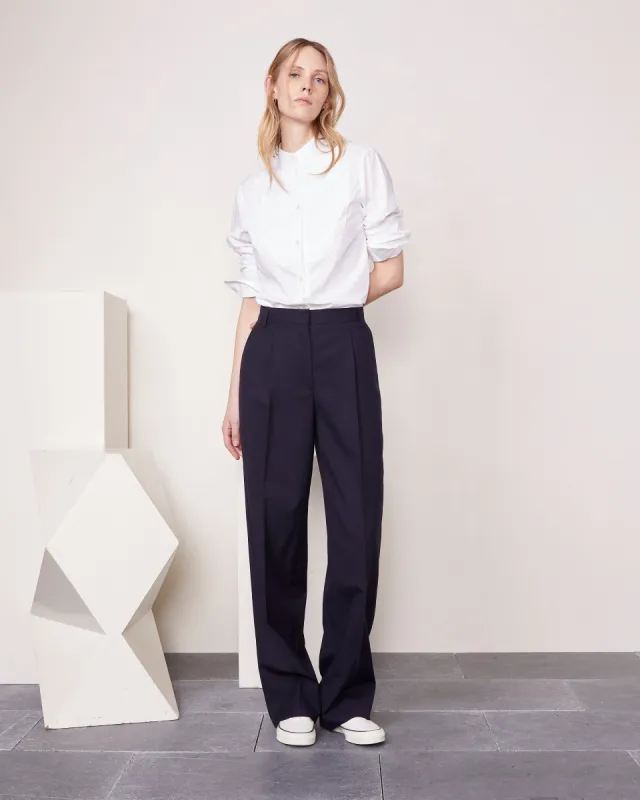 Pantalon new sophie sold by Officine Generale