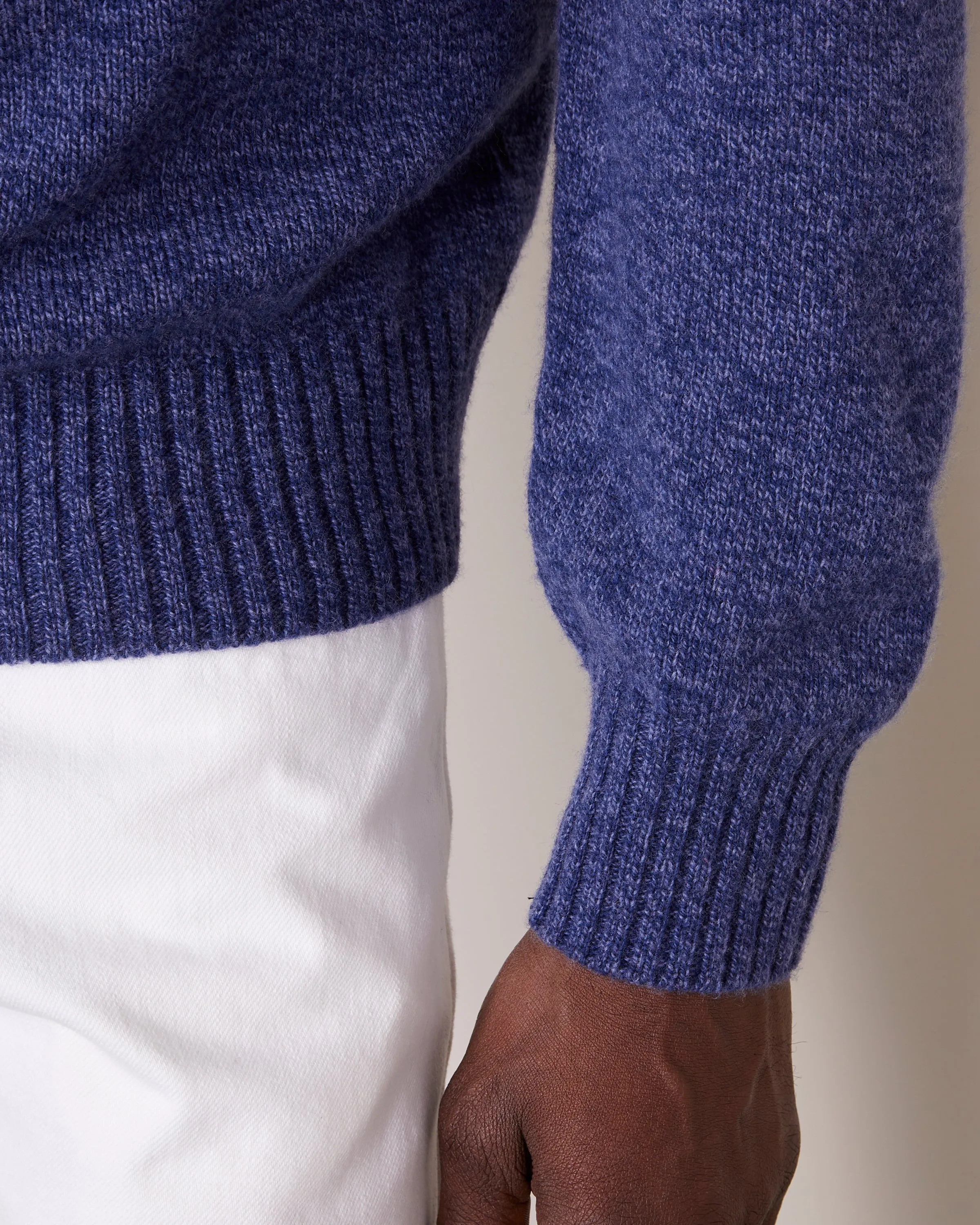 Pull seamless sold by Officine Generale product image thumbnail 4