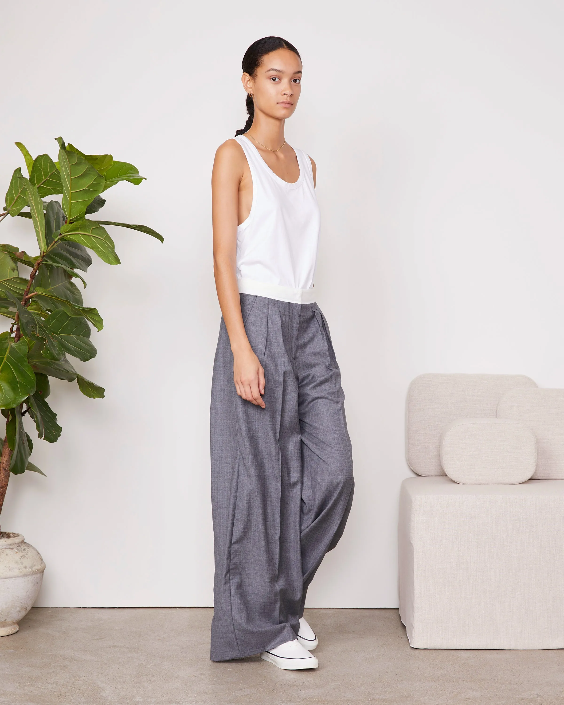 Pantalon elia sold by Officine Generale product image thumbnail 2