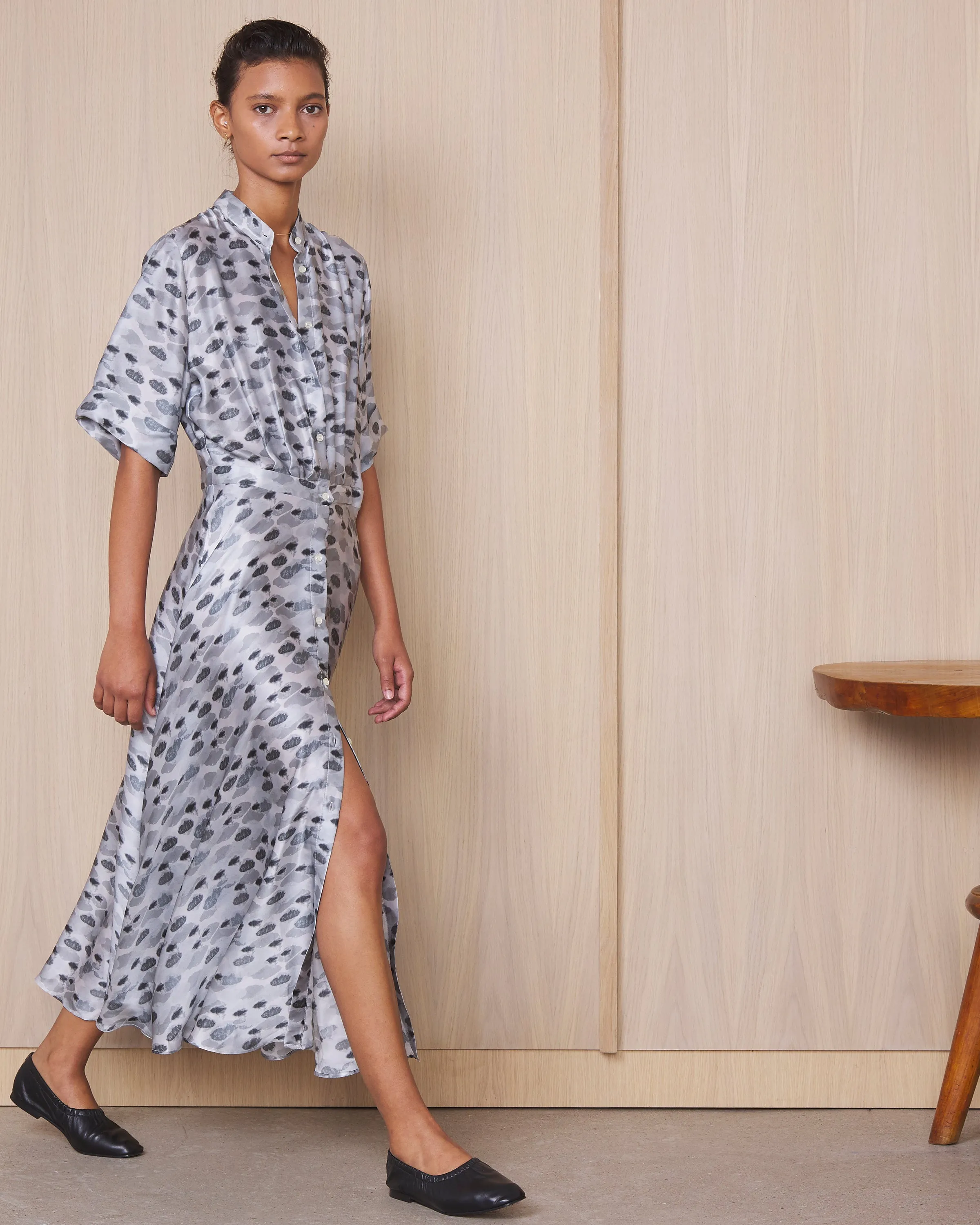 Robe nadia sold by Officine Generale product image thumbnail 5