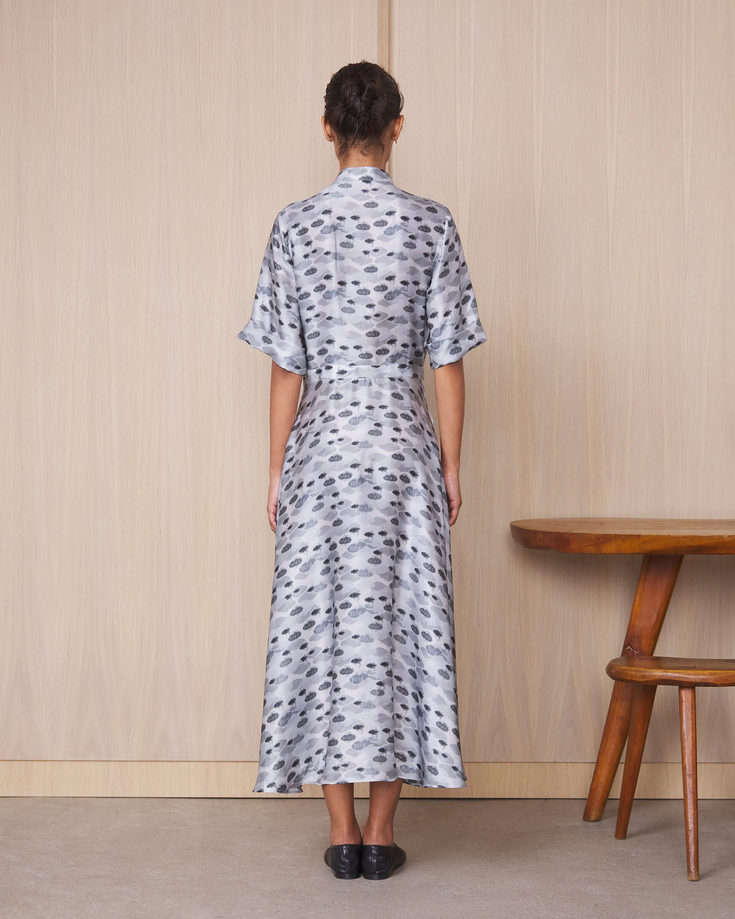Robe nadia sold by Officine Generale product image thumbnail 3