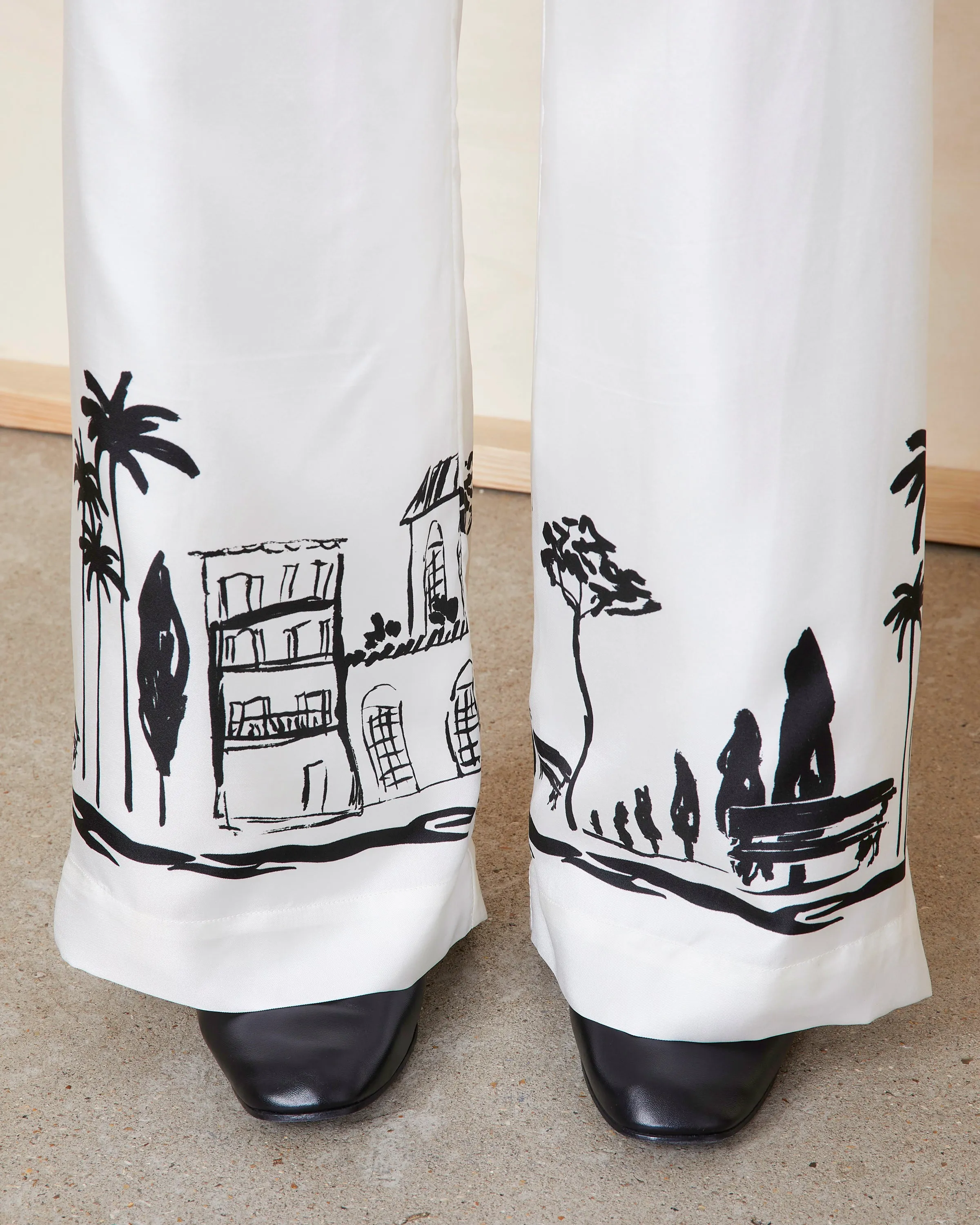 Pantalon gracella sold by Officine Generale product image thumbnail 2