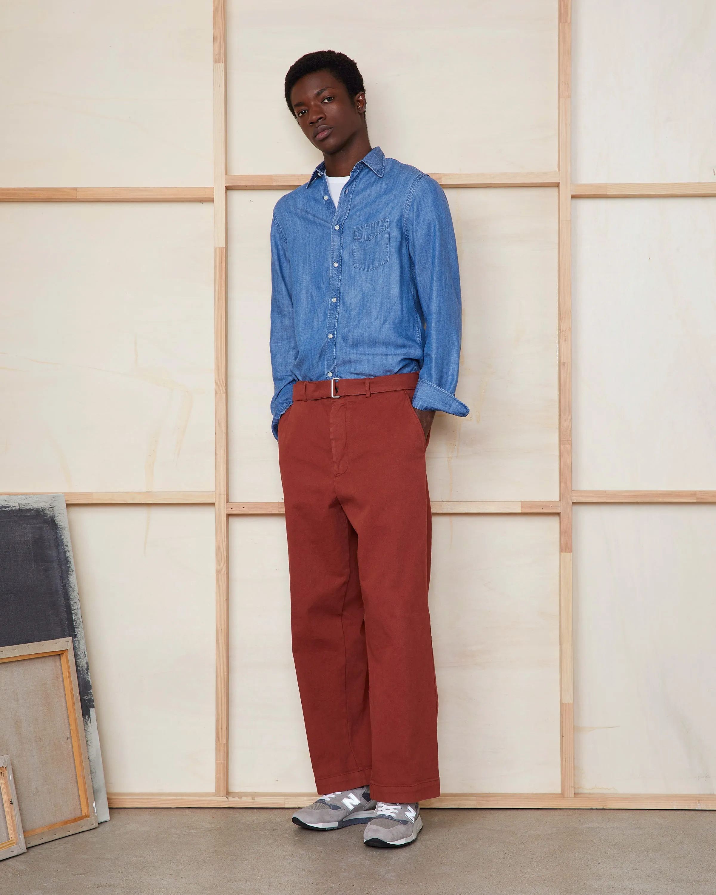 Pantalon grant sold by Officine Generale