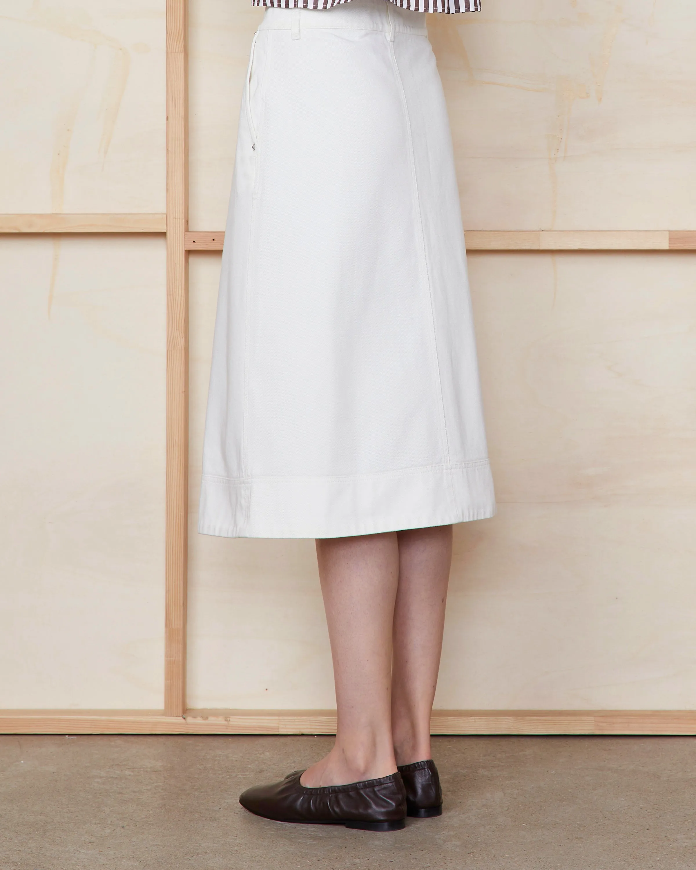 Jupe sidonie sold by Officine Generale product image thumbnail 3