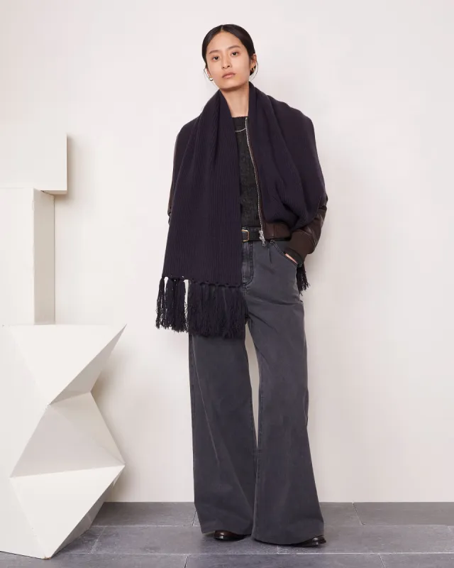 Echarpe sold by Officine Generale