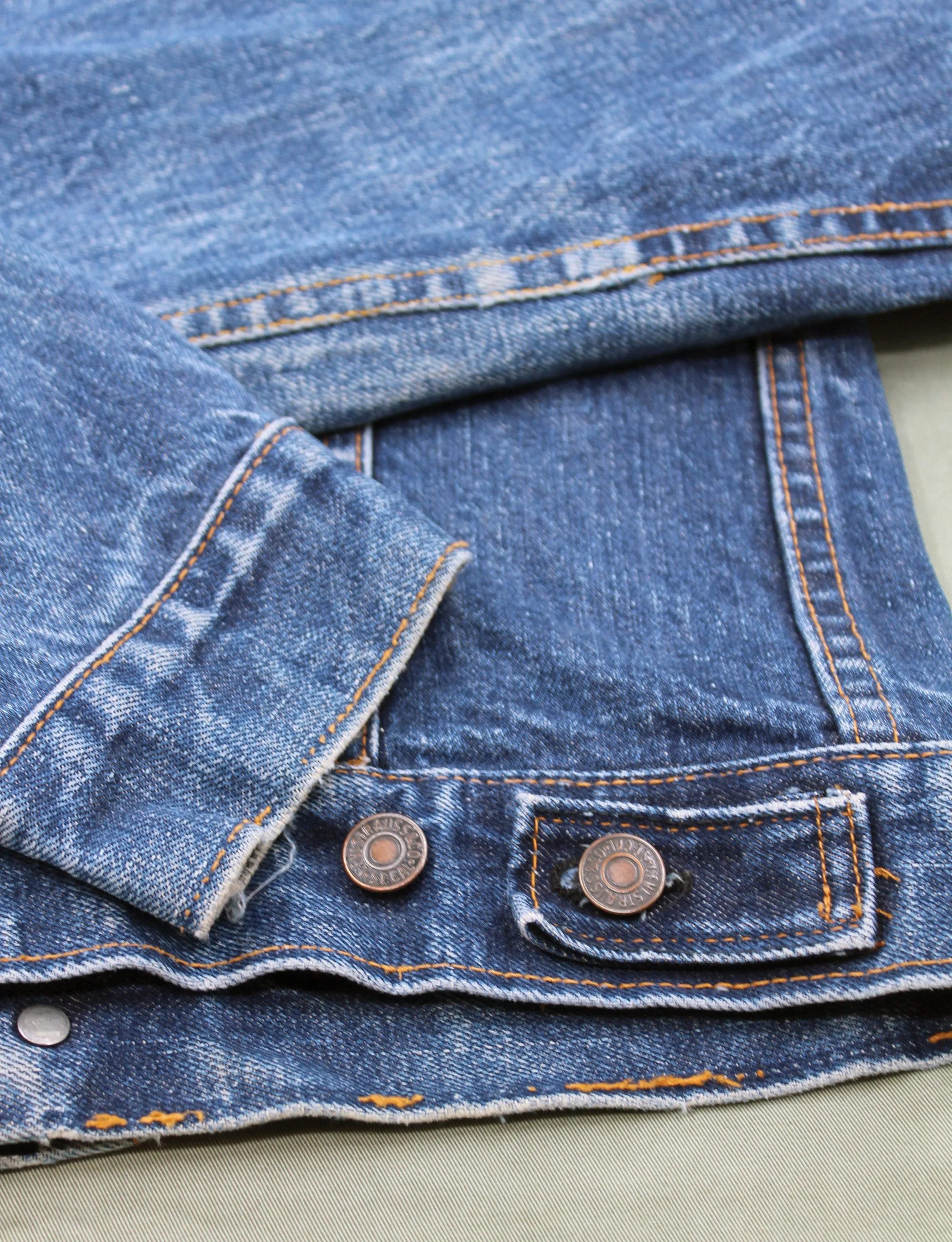 Veste en jean vintage levi’s sold by Officine Generale product image thumbnail 5