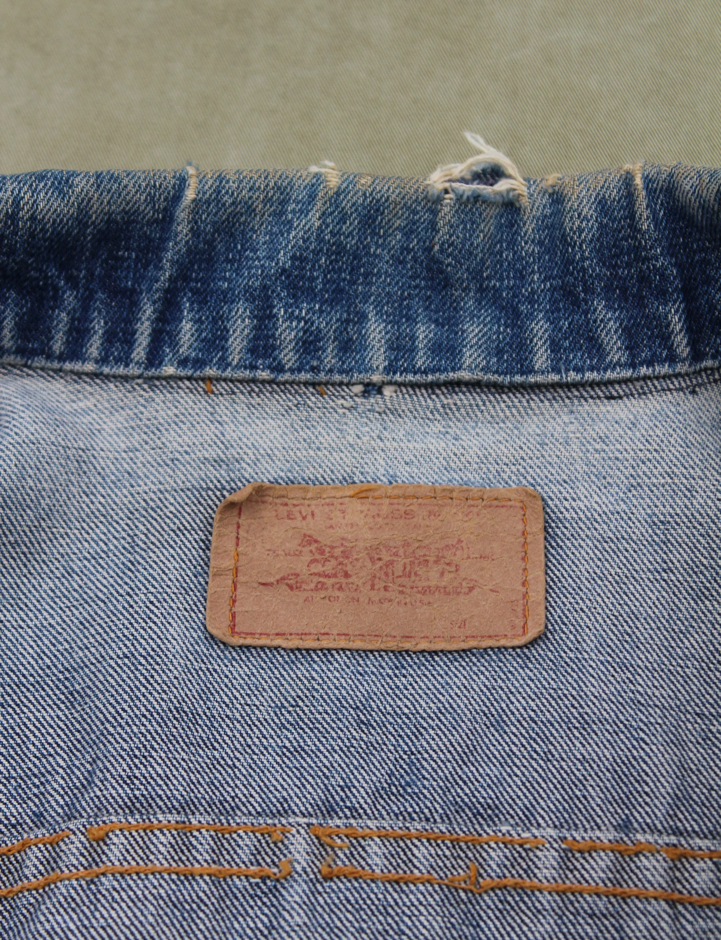 Veste en jean vintage levi’s sold by Officine Generale product image thumbnail 5