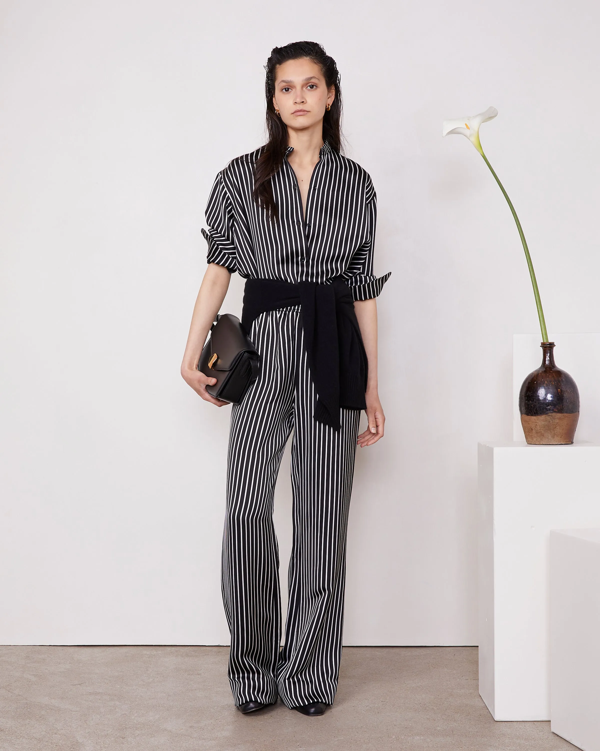 Pantalon gracella sold by Officine Generale product image thumbnail 4