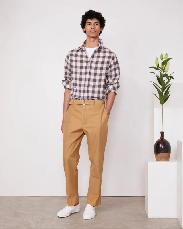 Chino hoche sold by Officine Generale