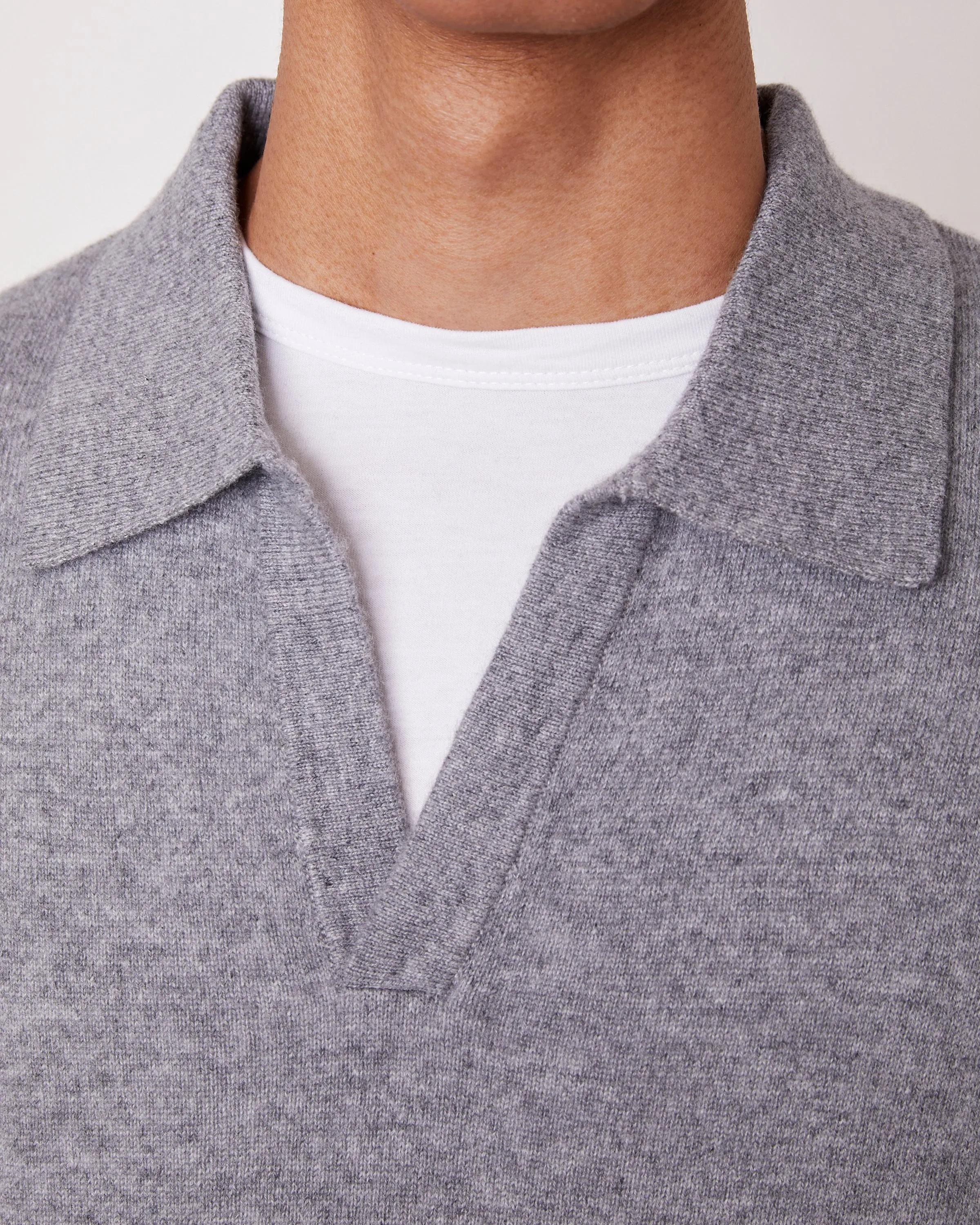 Pull simone sold by Officine Generale product image thumbnail 4