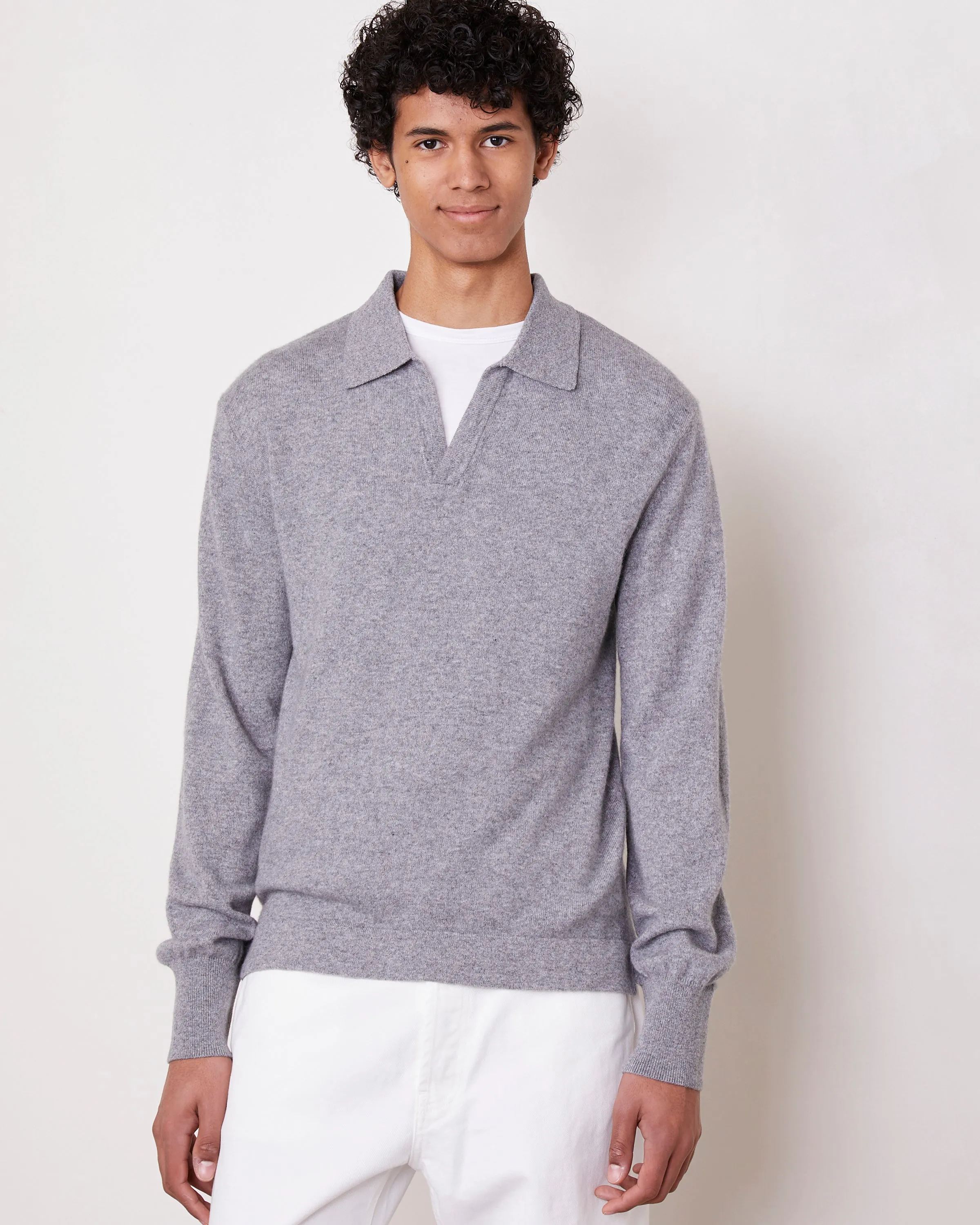 Pull simone sold by Officine Generale product image thumbnail 2