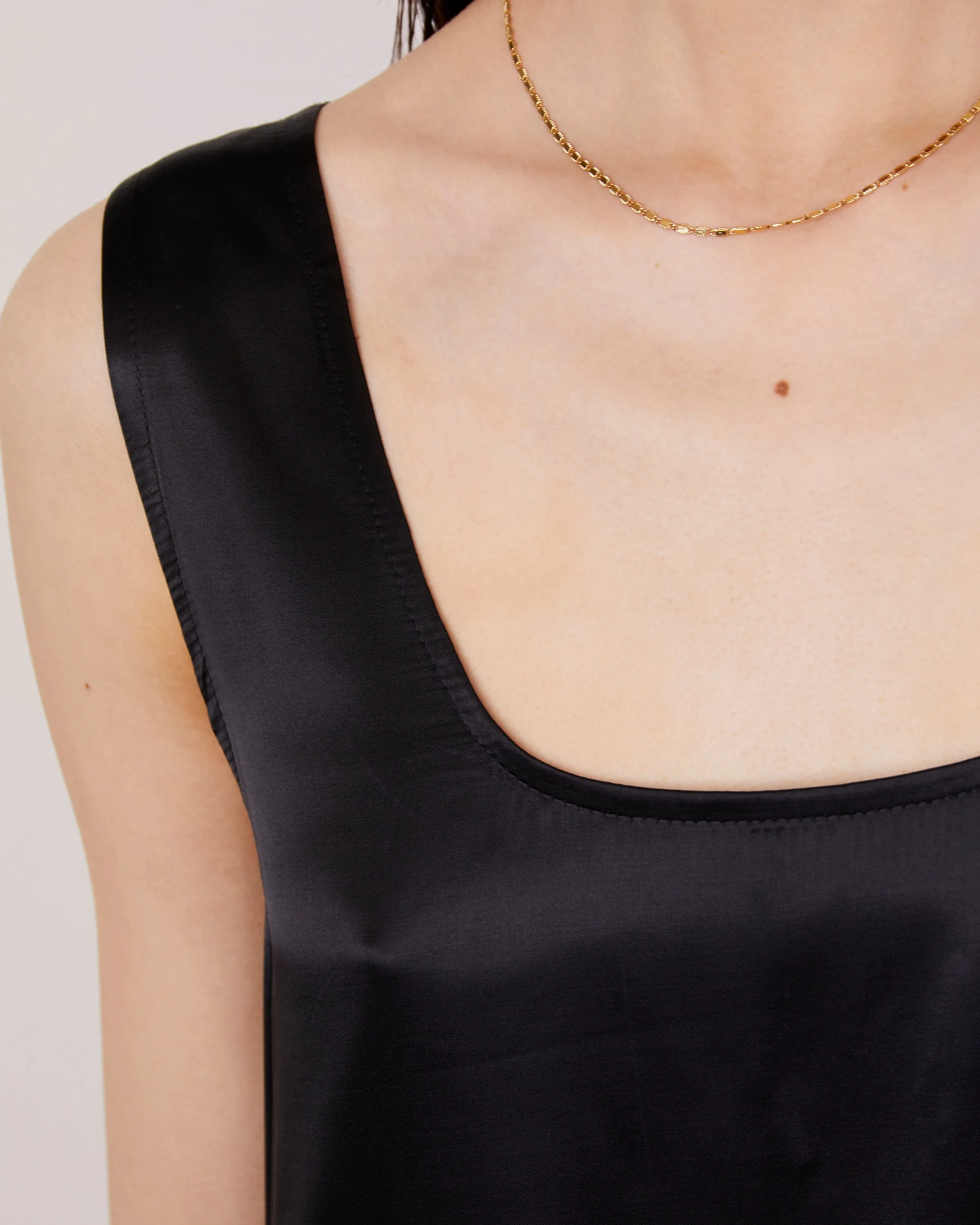 Robe patrizia sold by Officine Generale product image thumbnail 4