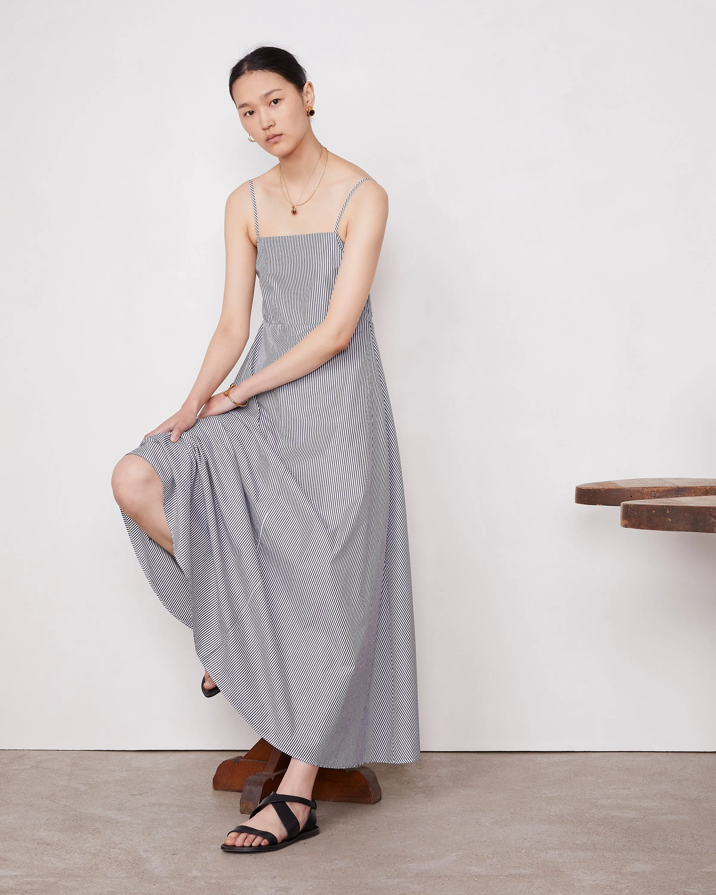 Robe loretta sold by Officine Generale