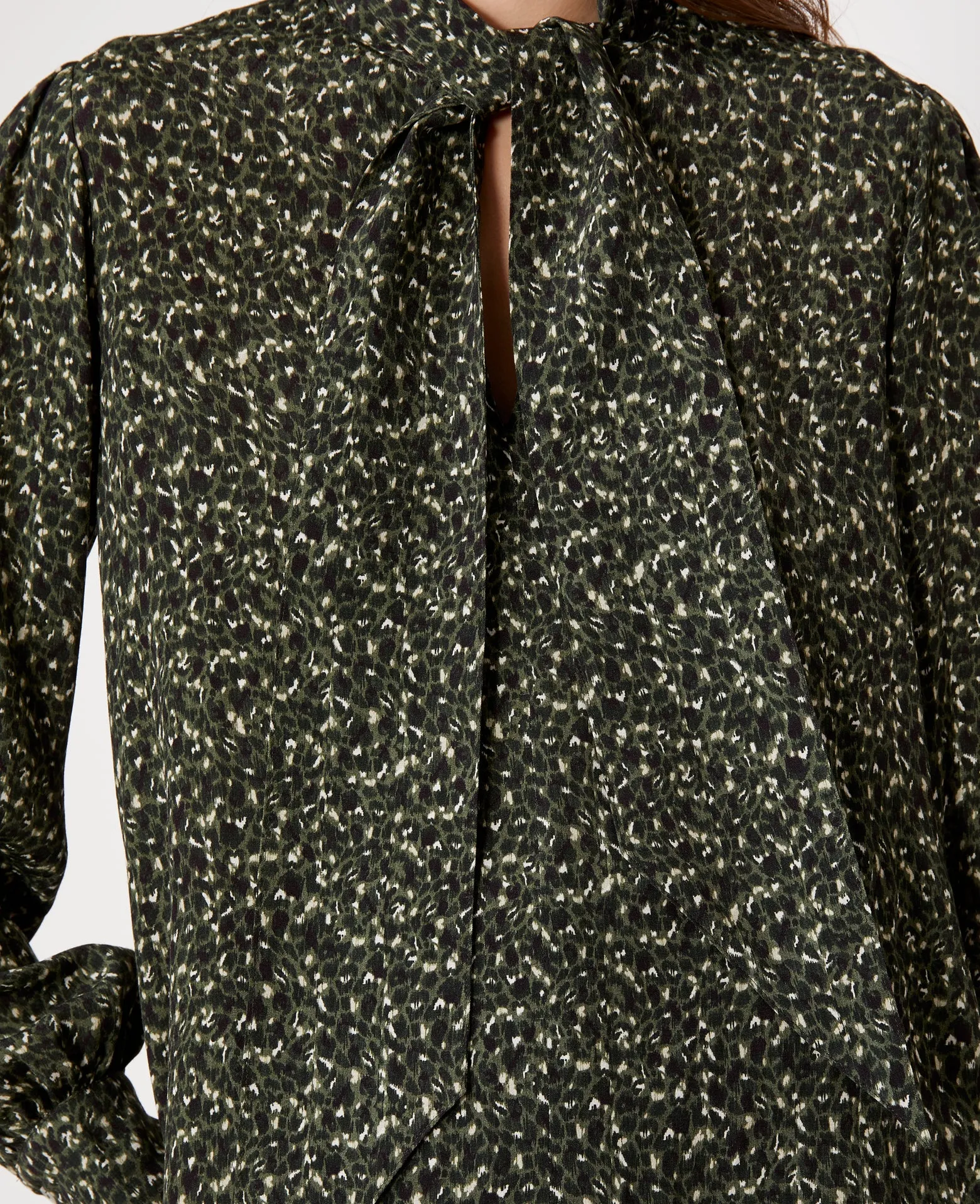 Chemise sibylle sold by Officine Generale product image thumbnail 4