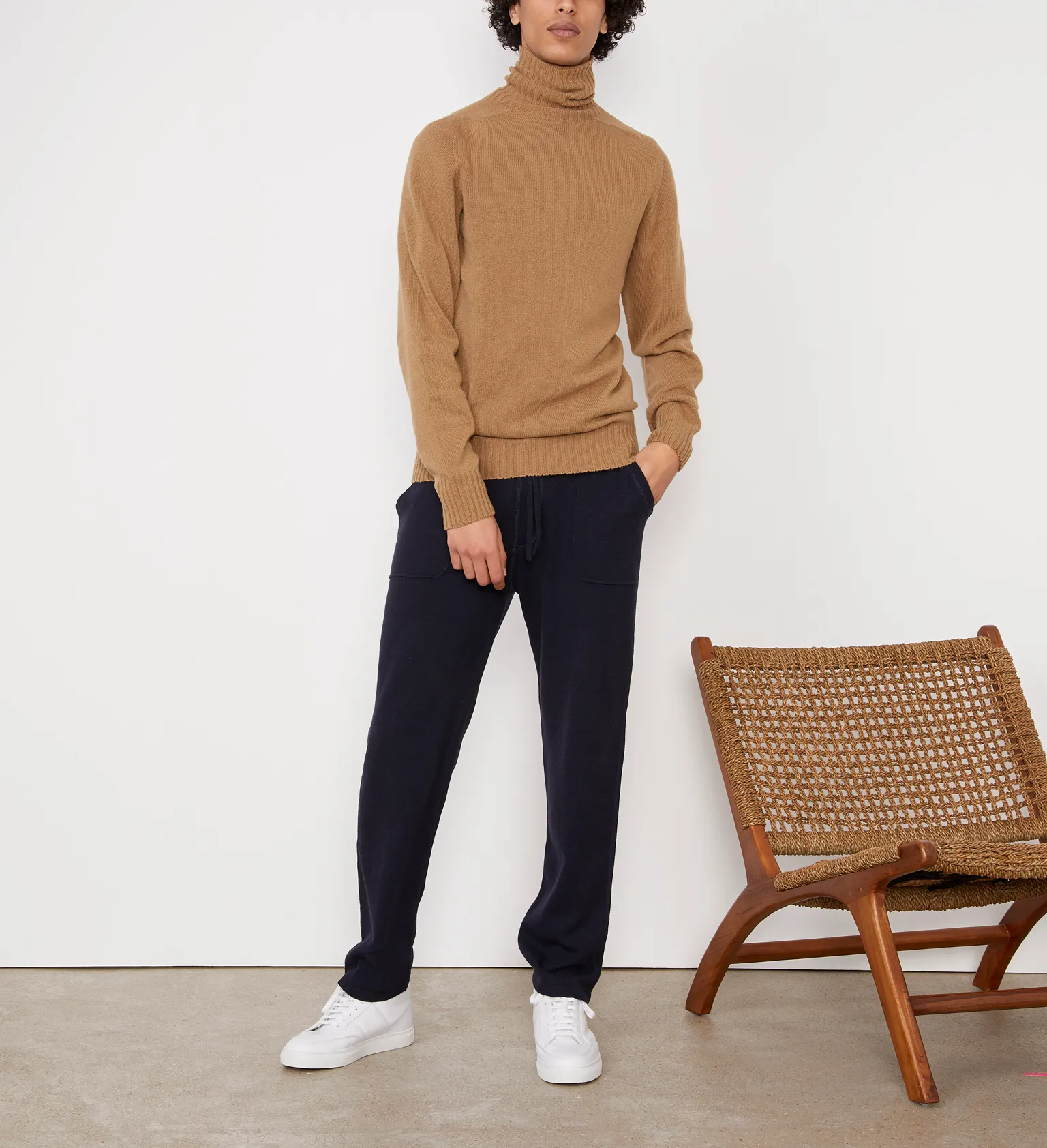 Pull seamless sold by Officine Generale