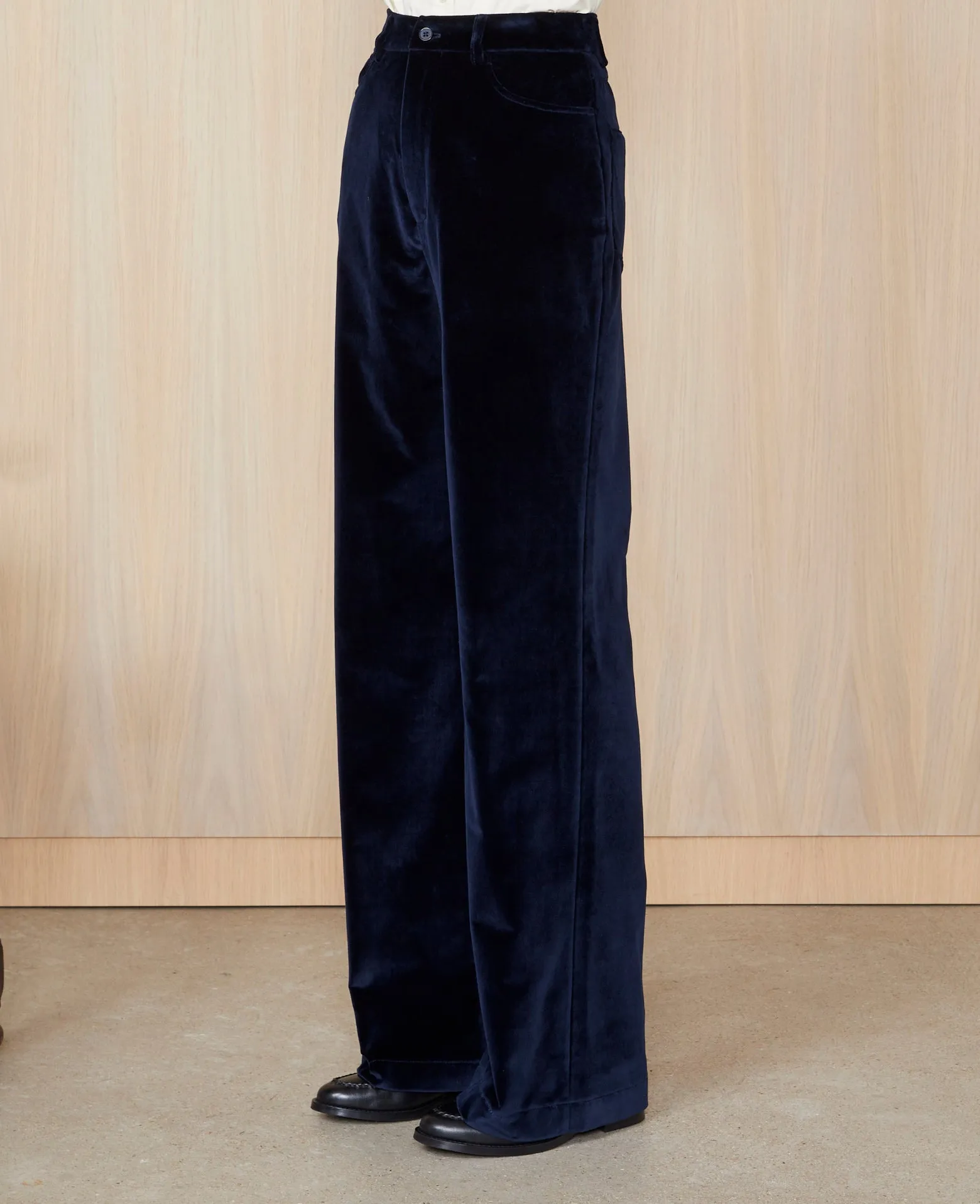 Jean romy sold by Officine Generale product image thumbnail 2