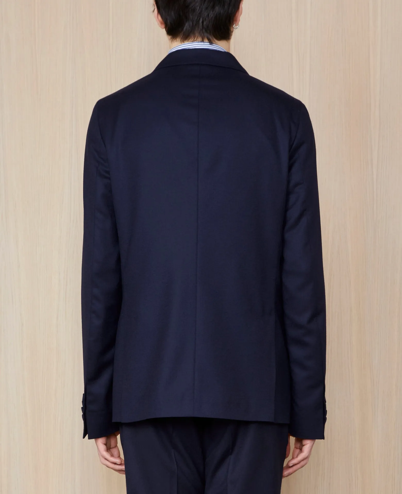 Veste leon sold by Officine Generale product image thumbnail 3