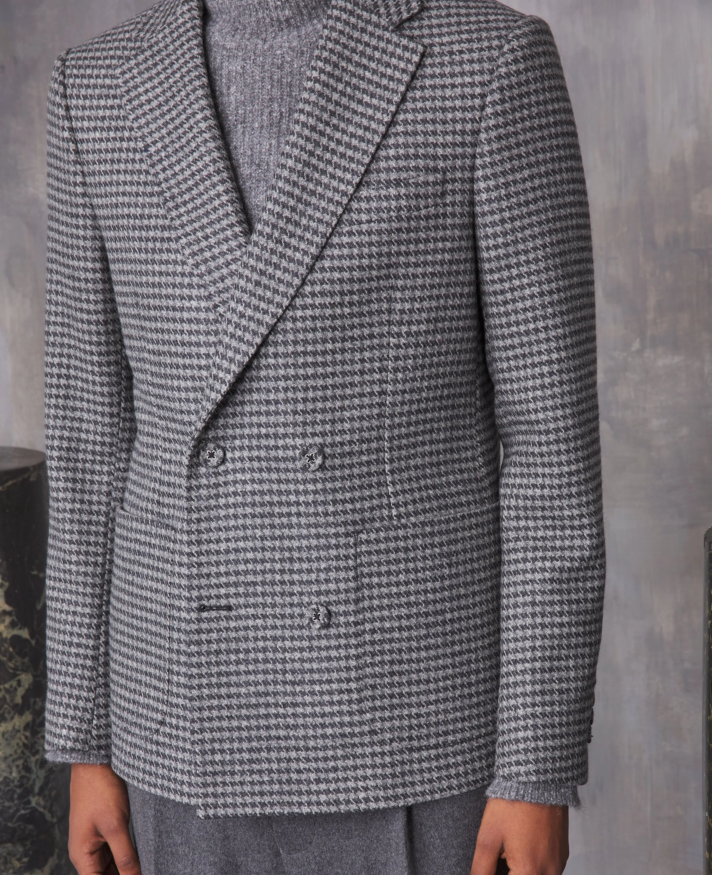 Veste leon sold by Officine Generale product image thumbnail 4