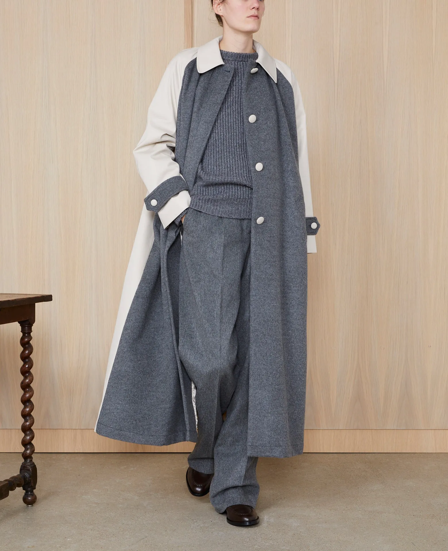 Pantalon new sophie sold by Officine Generale product image thumbnail 5