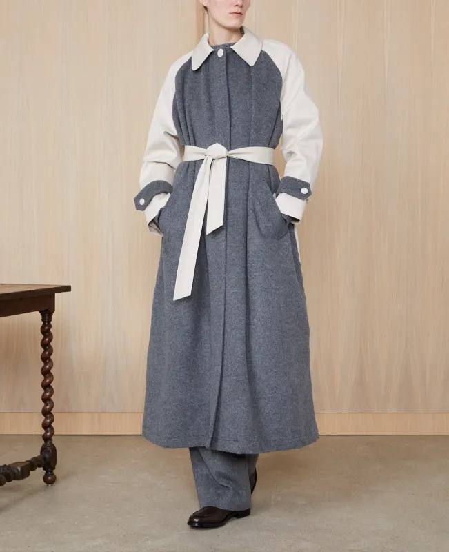 Manteau ophelia sold by Officine Generale