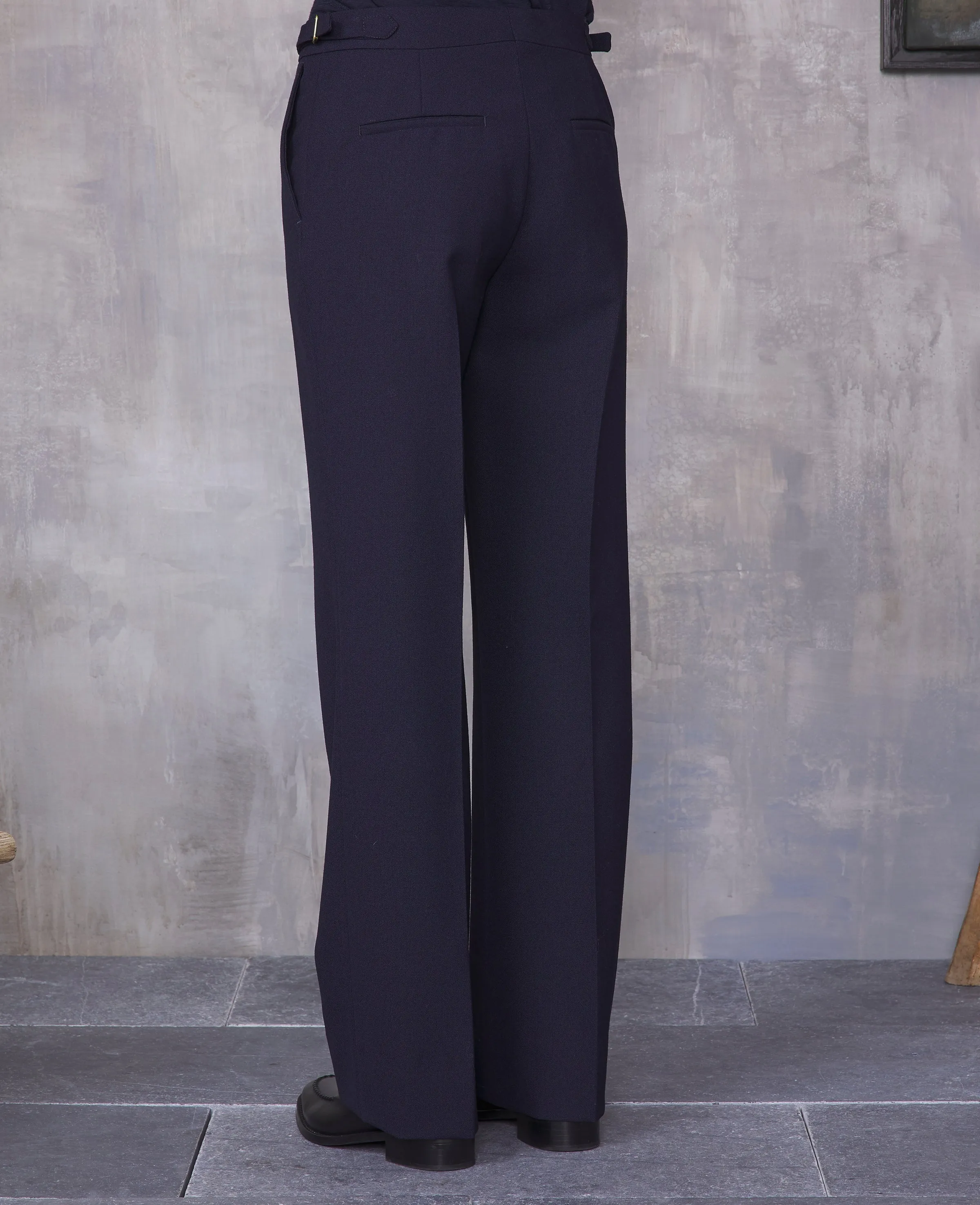 Pantalon ilenia sold by Officine Generale product image thumbnail 3