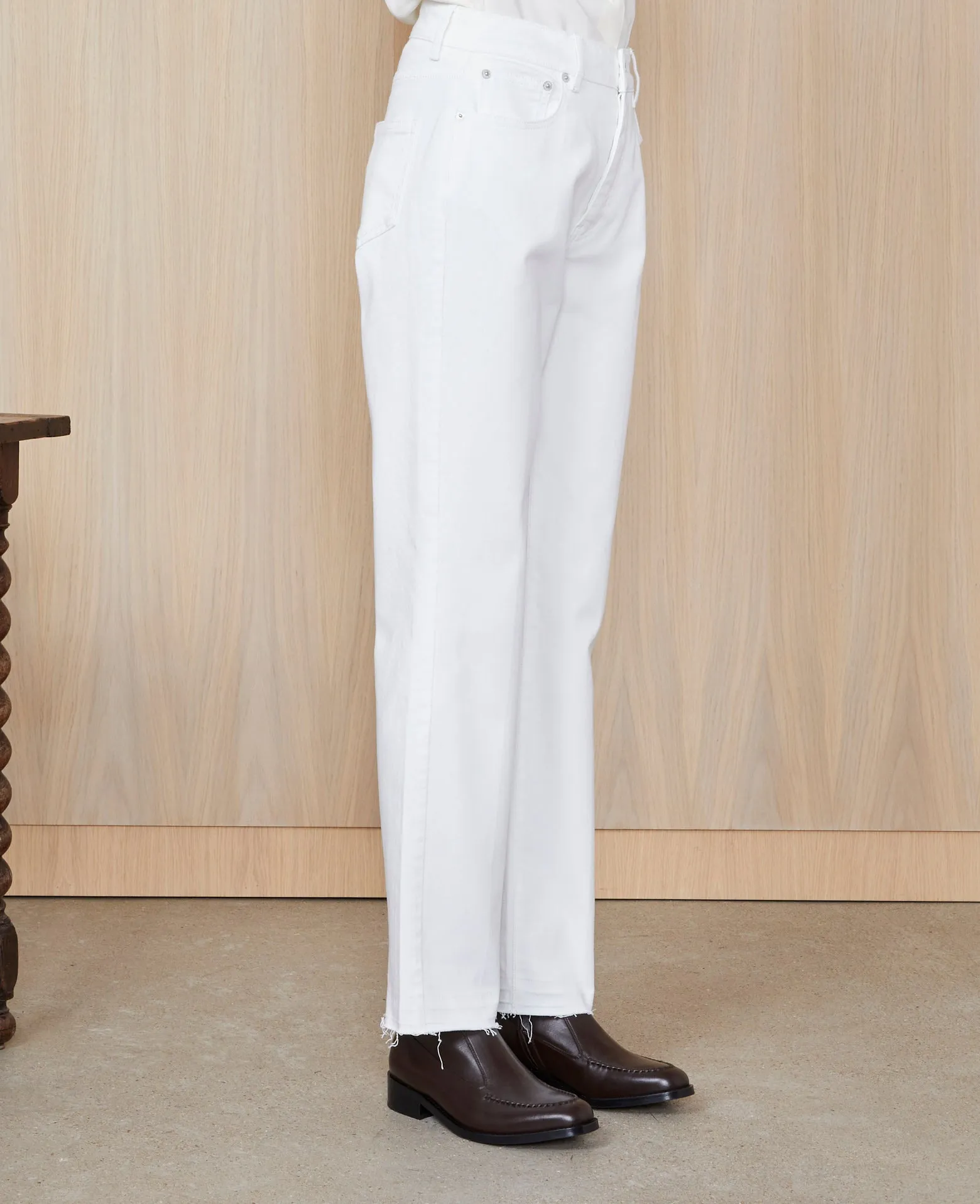 Jean naomi sold by Officine Generale product image thumbnail 2