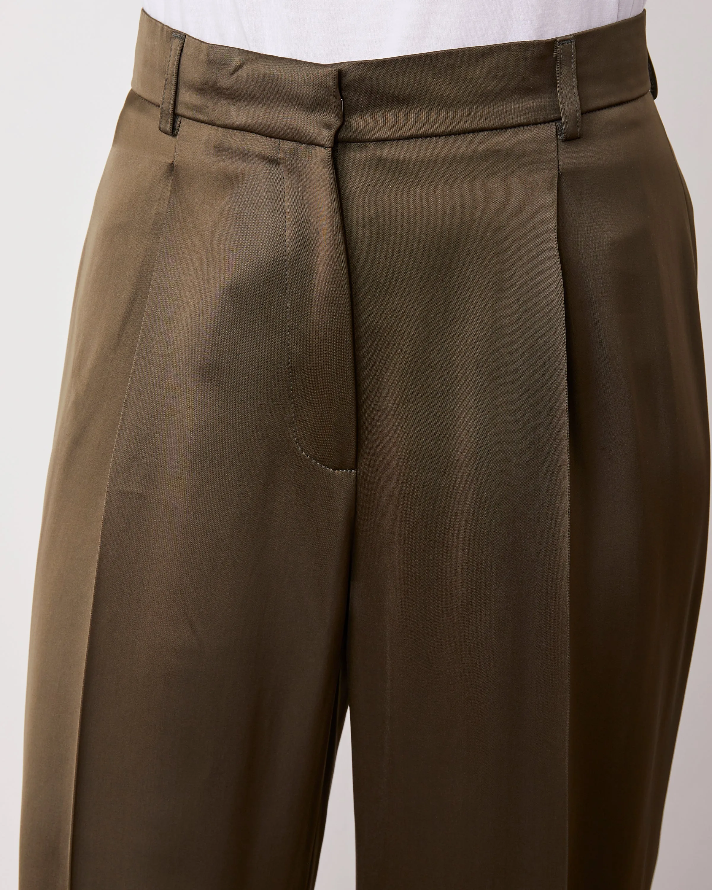 Pantalon gracella sold by Officine Generale product image thumbnail 5