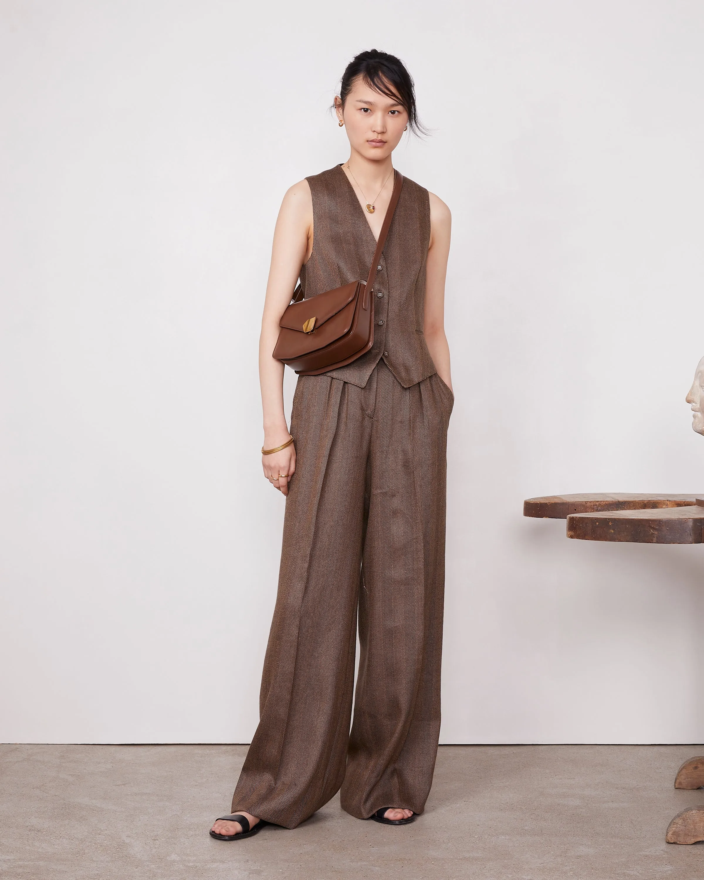 Pantalon elia sold by Officine Generale product image thumbnail 2