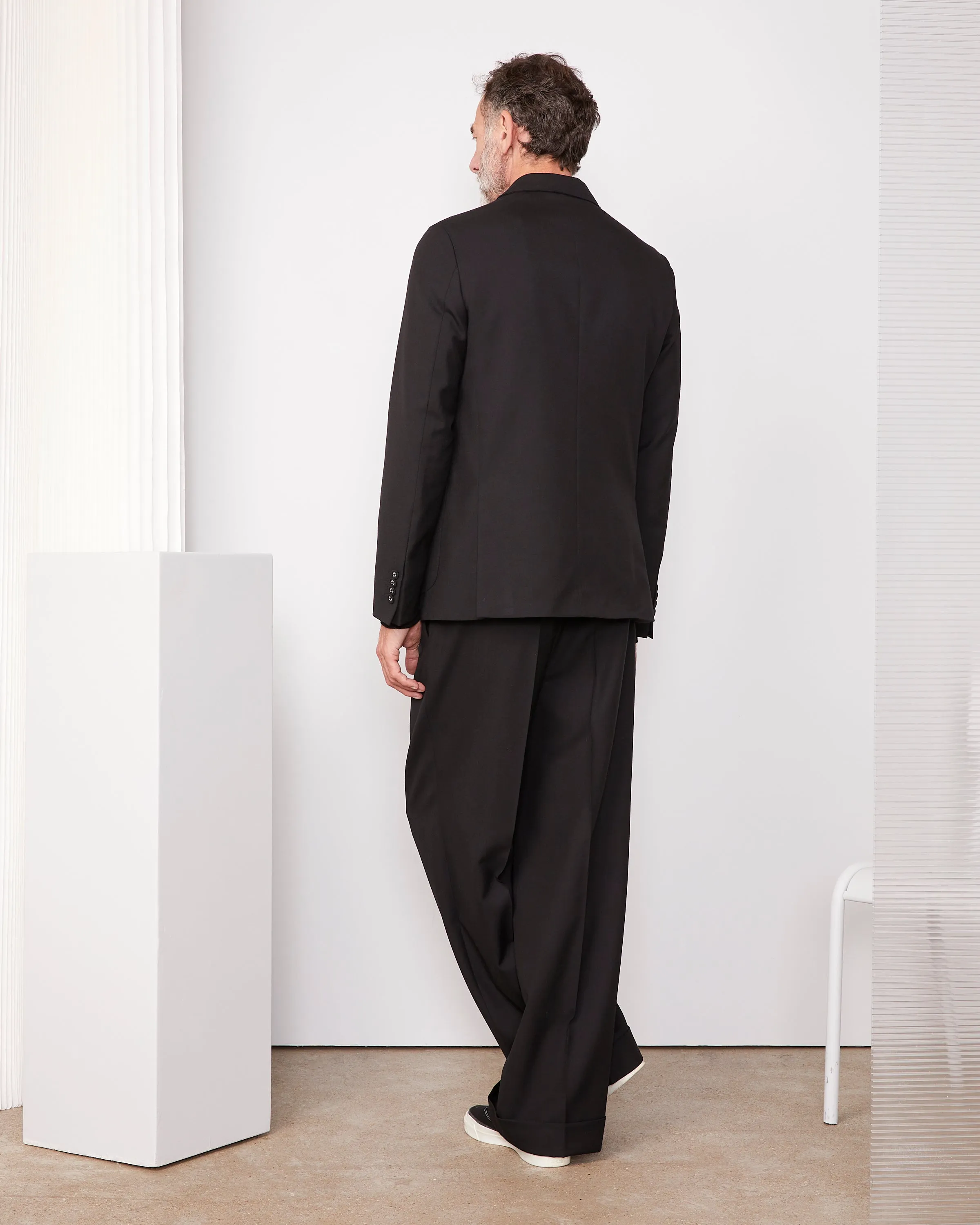 Veste leon sold by Officine Generale product image thumbnail 3