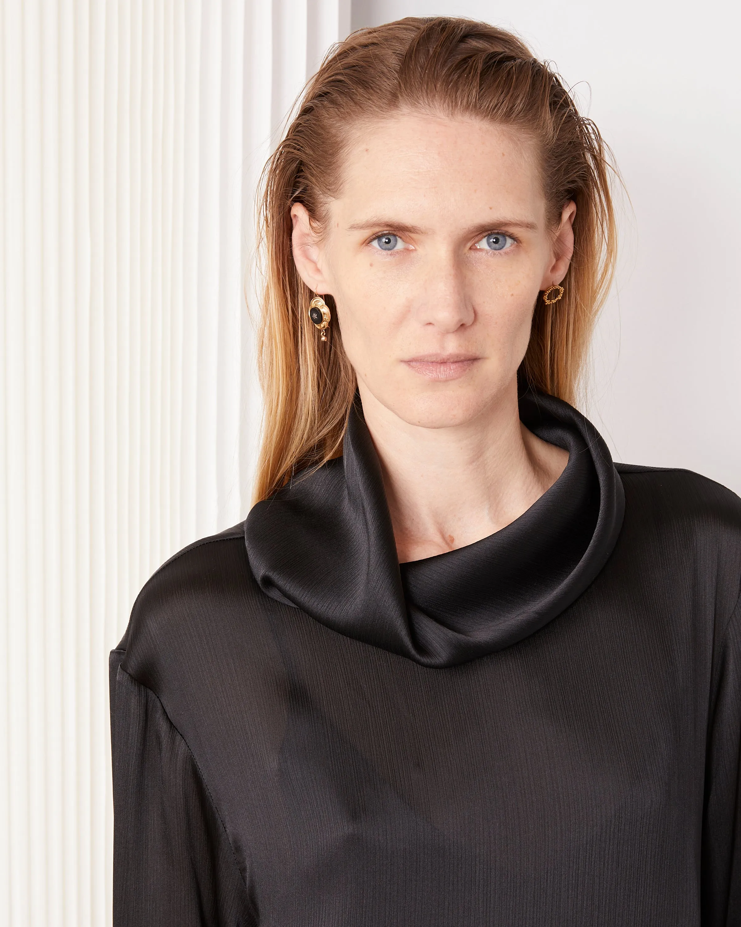 Robe adria sold by Officine Generale product image thumbnail 4