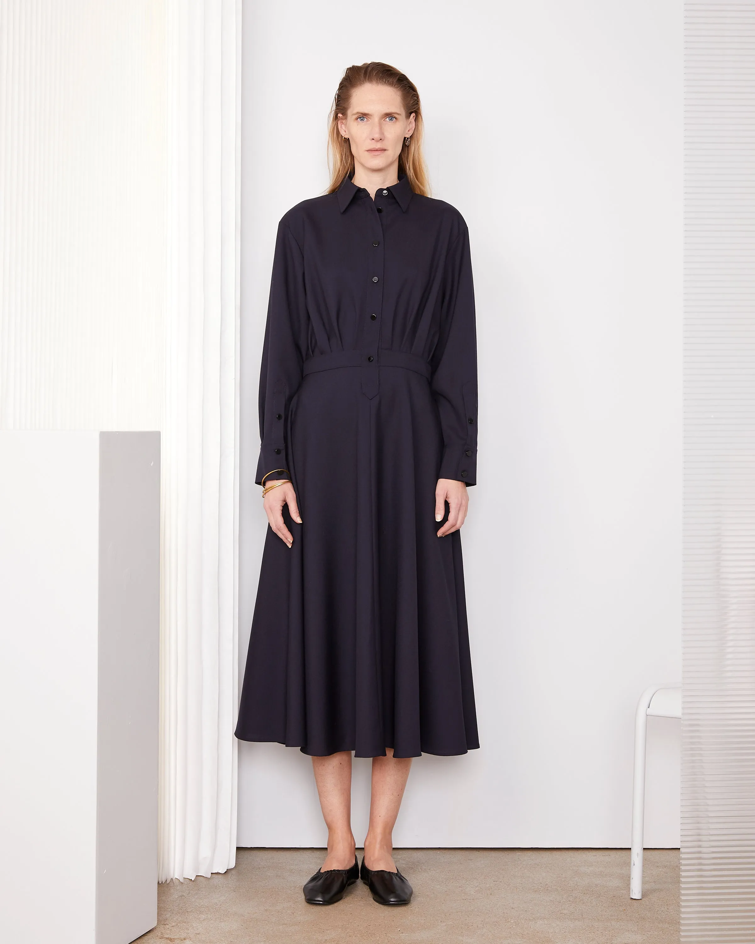 Robe anadea sold by Officine Generale product image thumbnail 3