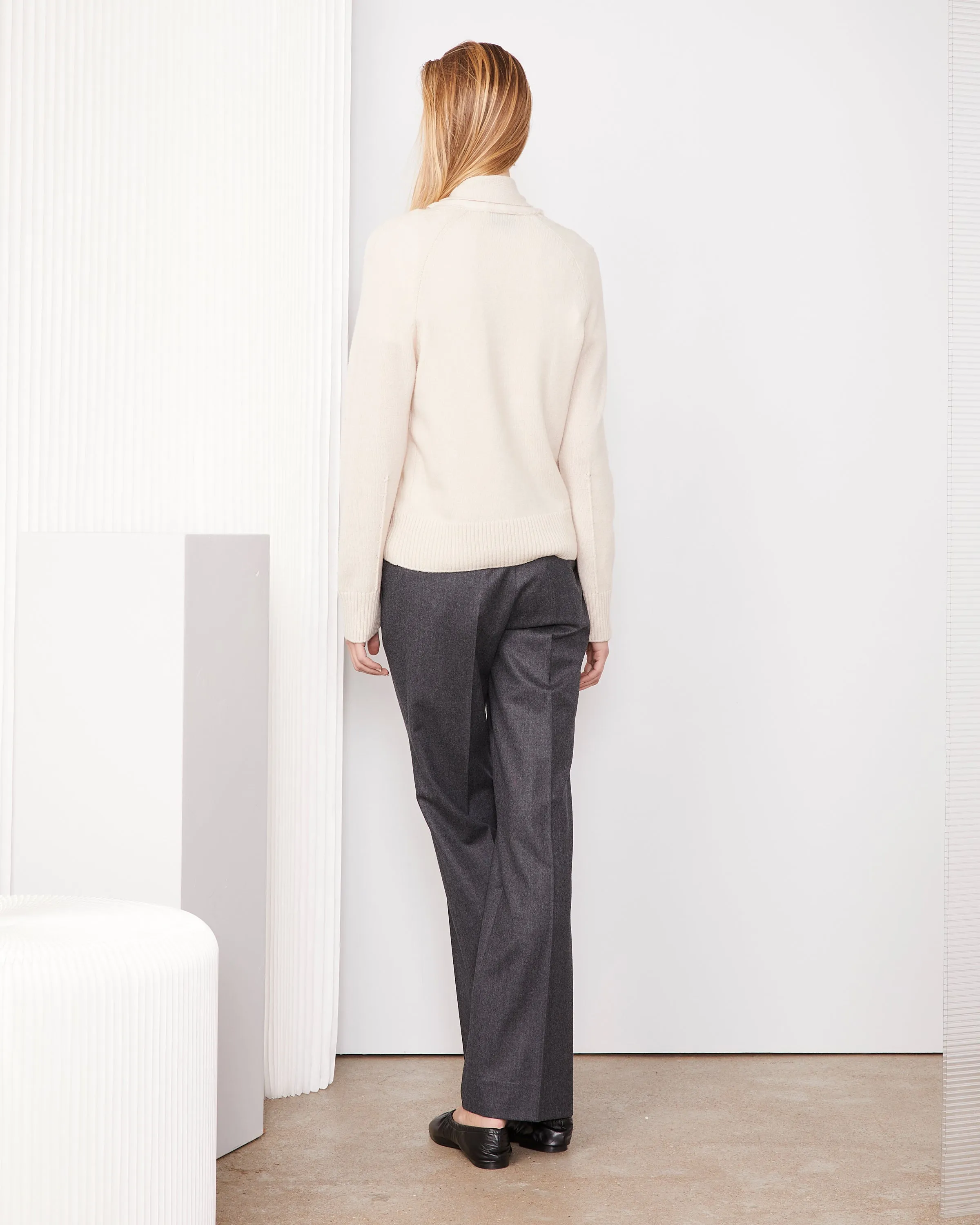 Pull manola sold by Officine Generale product image thumbnail 3