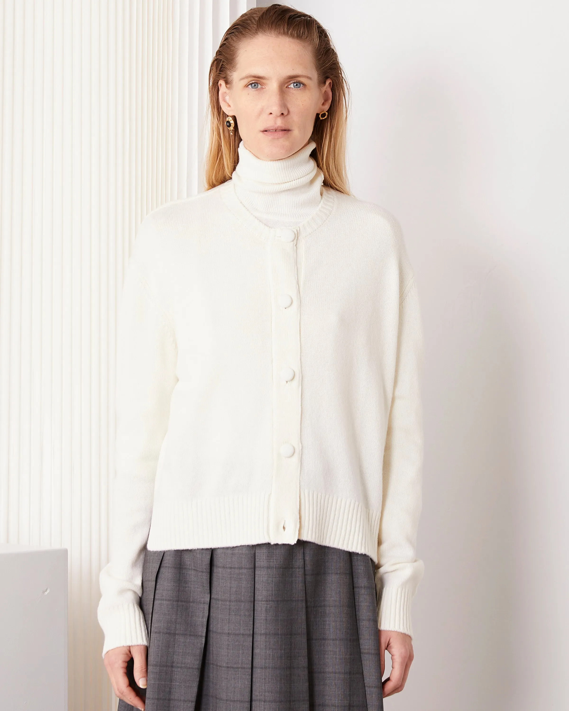 Cardigan sirine sold by Officine Generale product image thumbnail 2