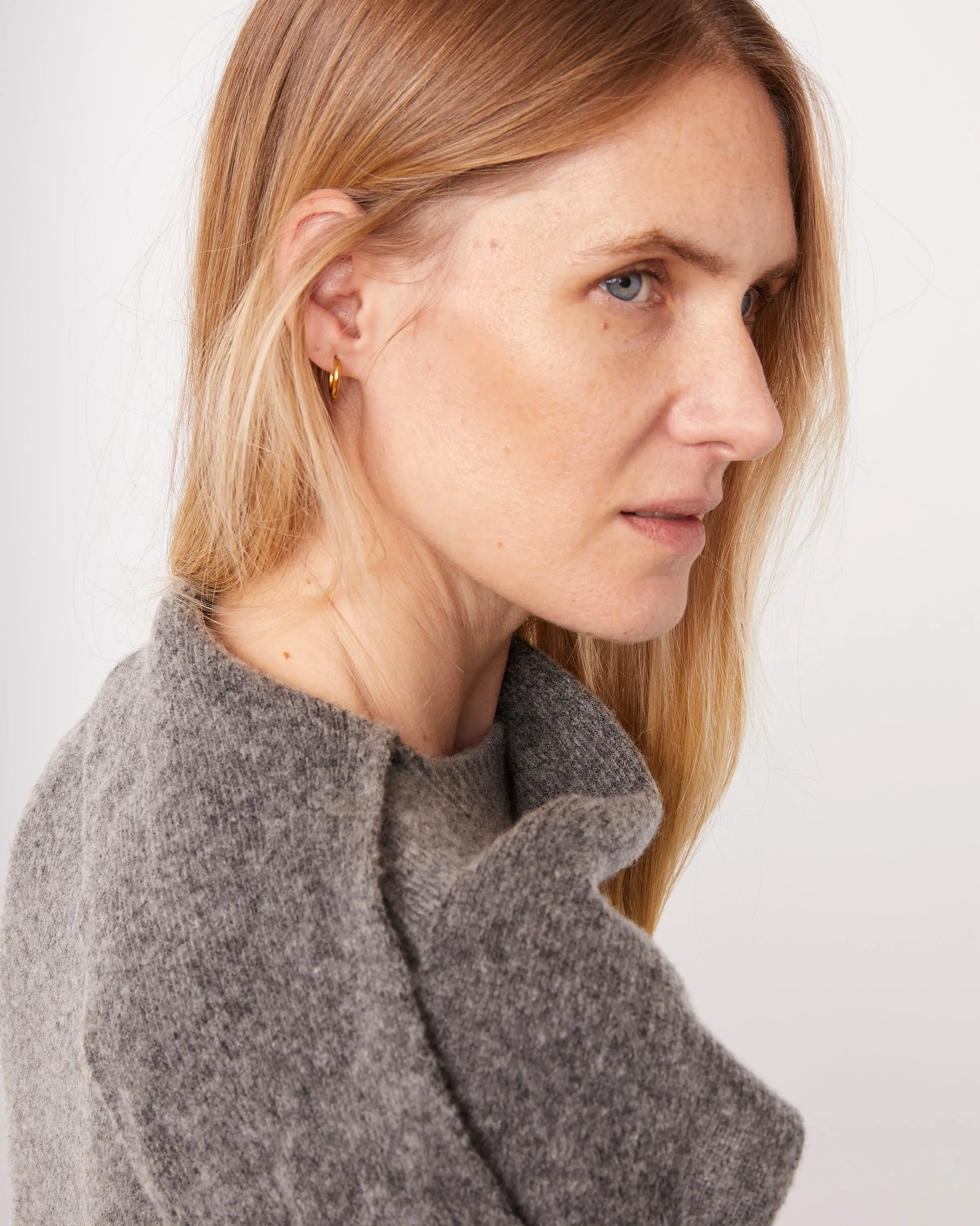 Pull manola sold by Officine Generale product image thumbnail 5