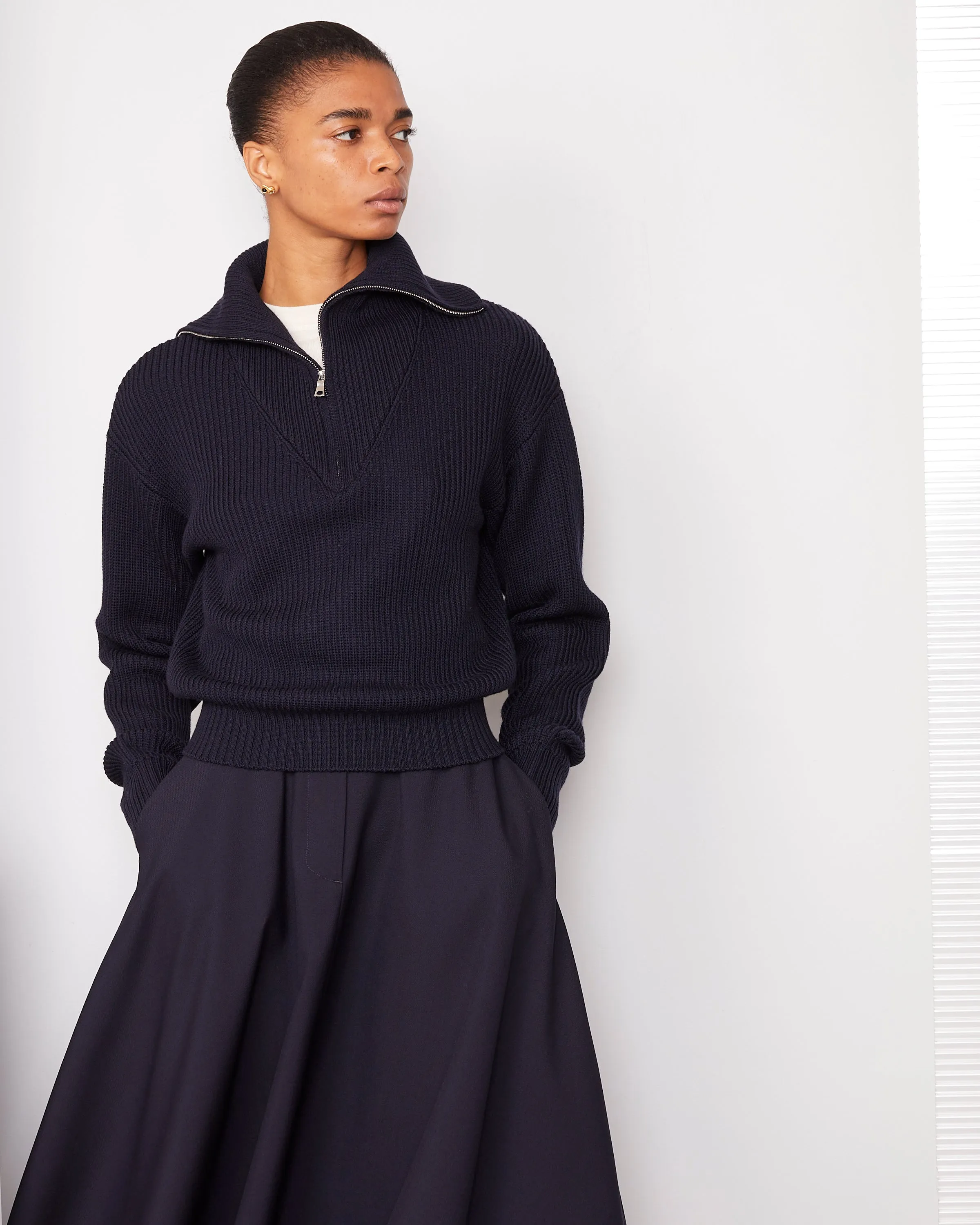 Pull vera sold by Officine Generale product image thumbnail 2