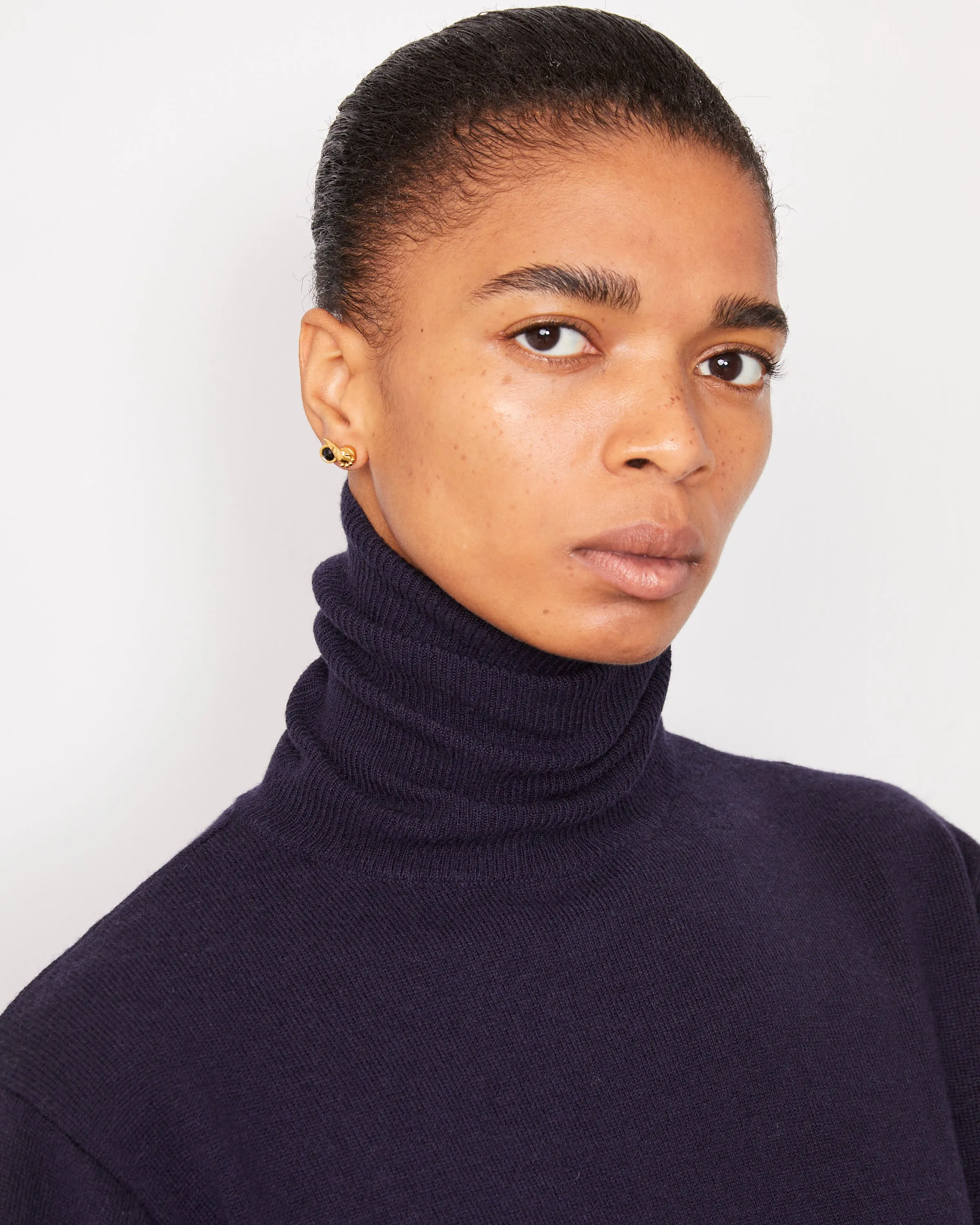 Pull jalila sold by Officine Generale product image thumbnail 4