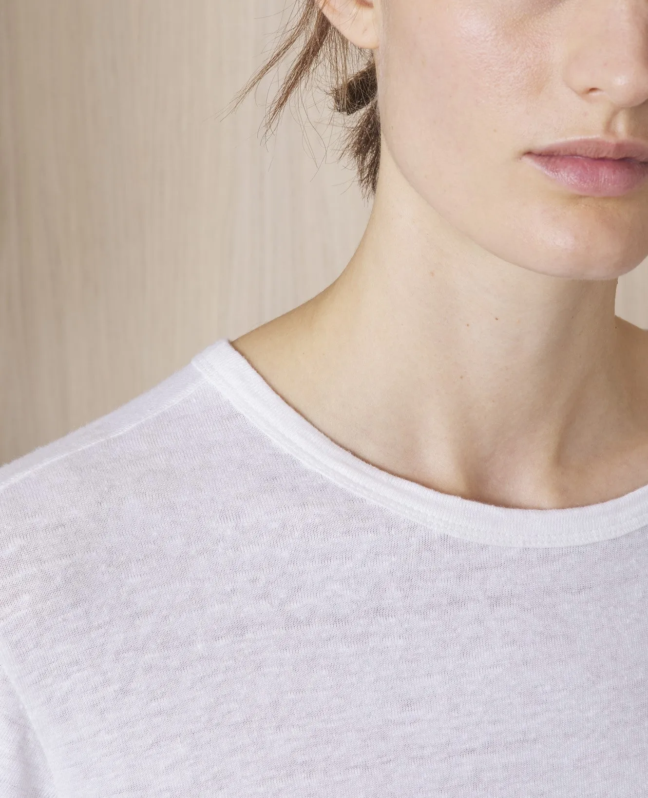 Lara tee piece dye fr linen sold by Officine Generale product image thumbnail 4