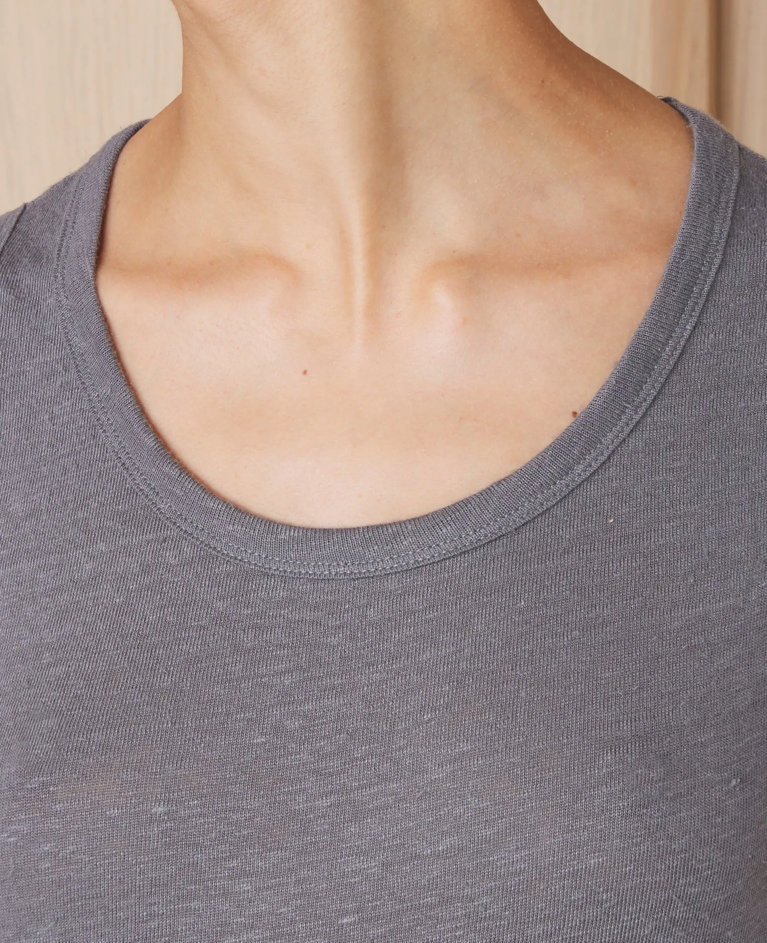 Débardeur tatia sold by Officine Generale product image thumbnail 4