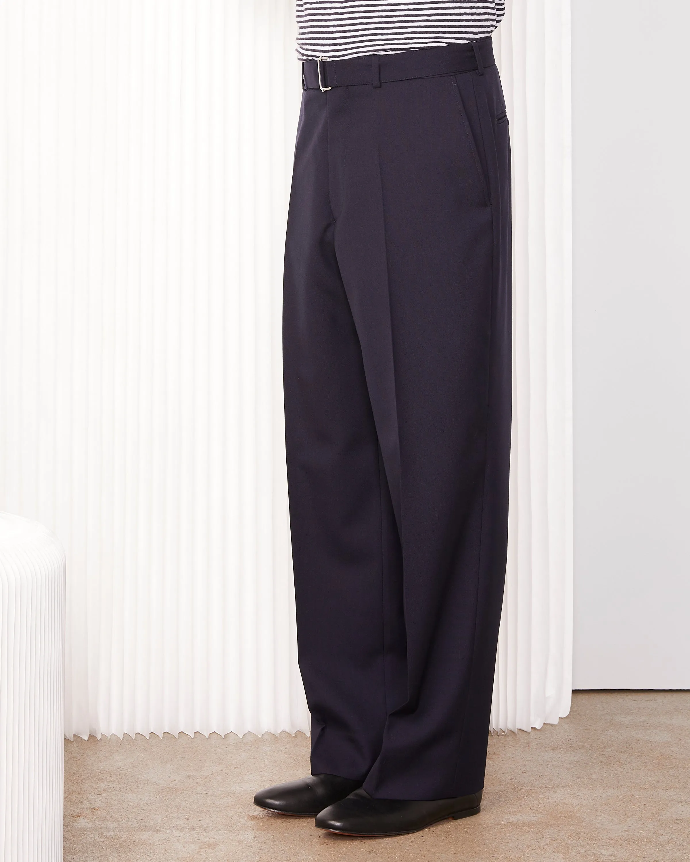 Pantalon nash sold by Officine Generale product image thumbnail 4