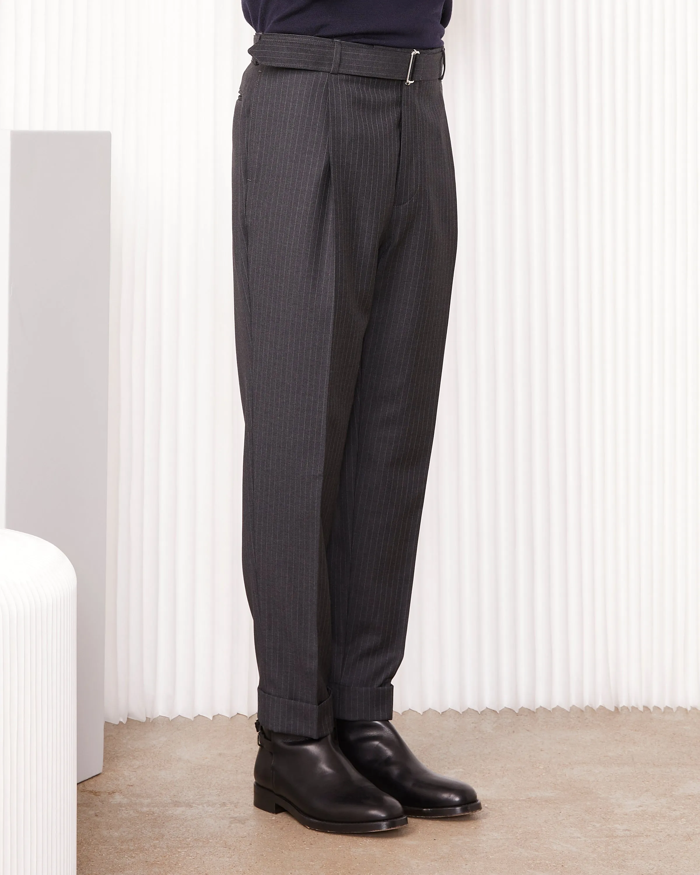 Pantalon hugo sold by Officine Generale product image thumbnail 4