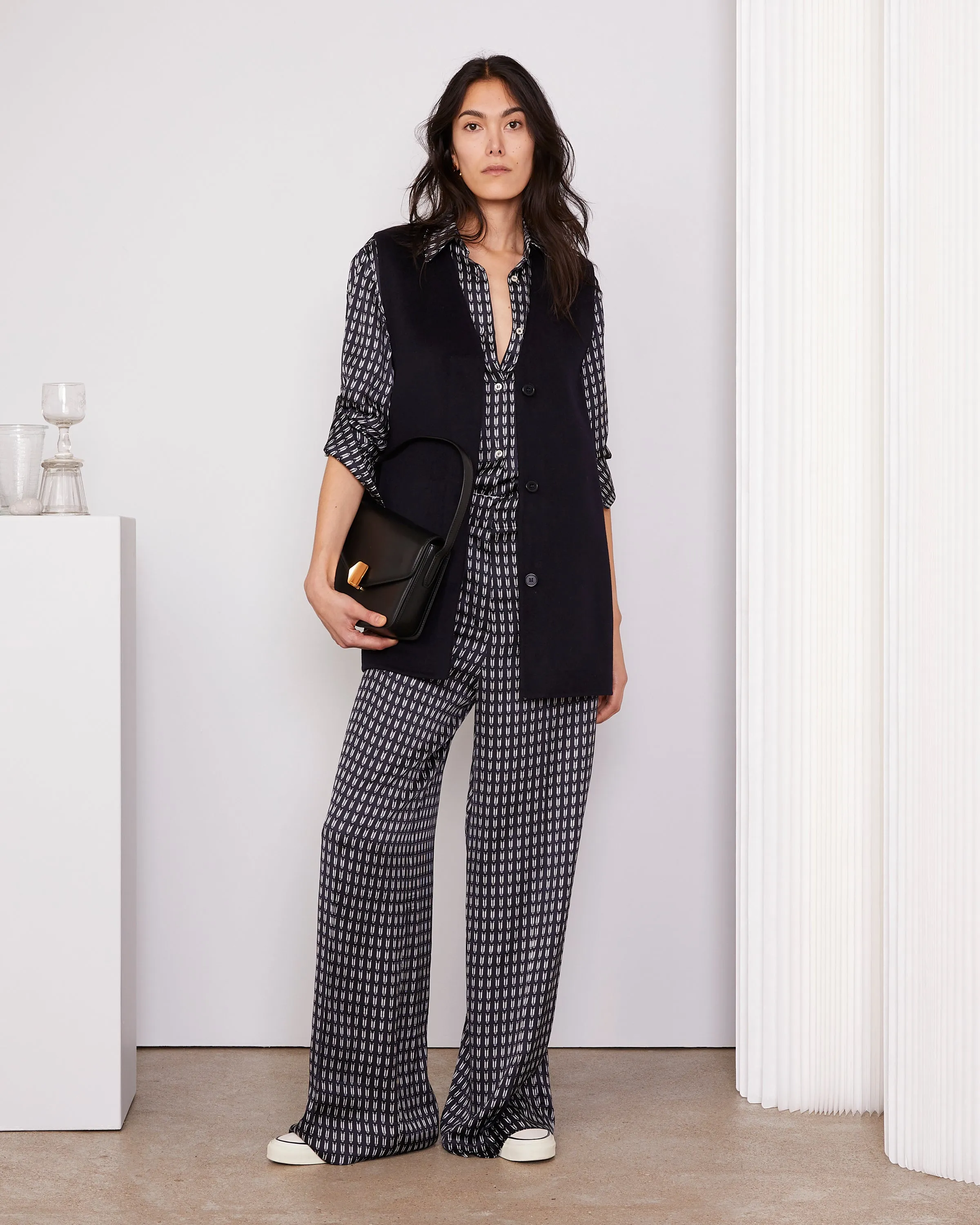 Veste reese sold by Officine Generale product image thumbnail 2