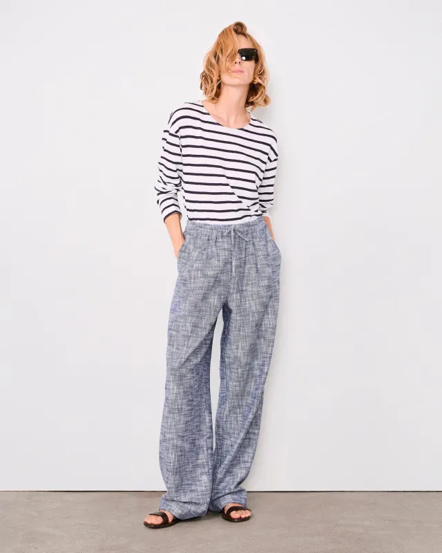 Chino wilma sold by Officine Generale