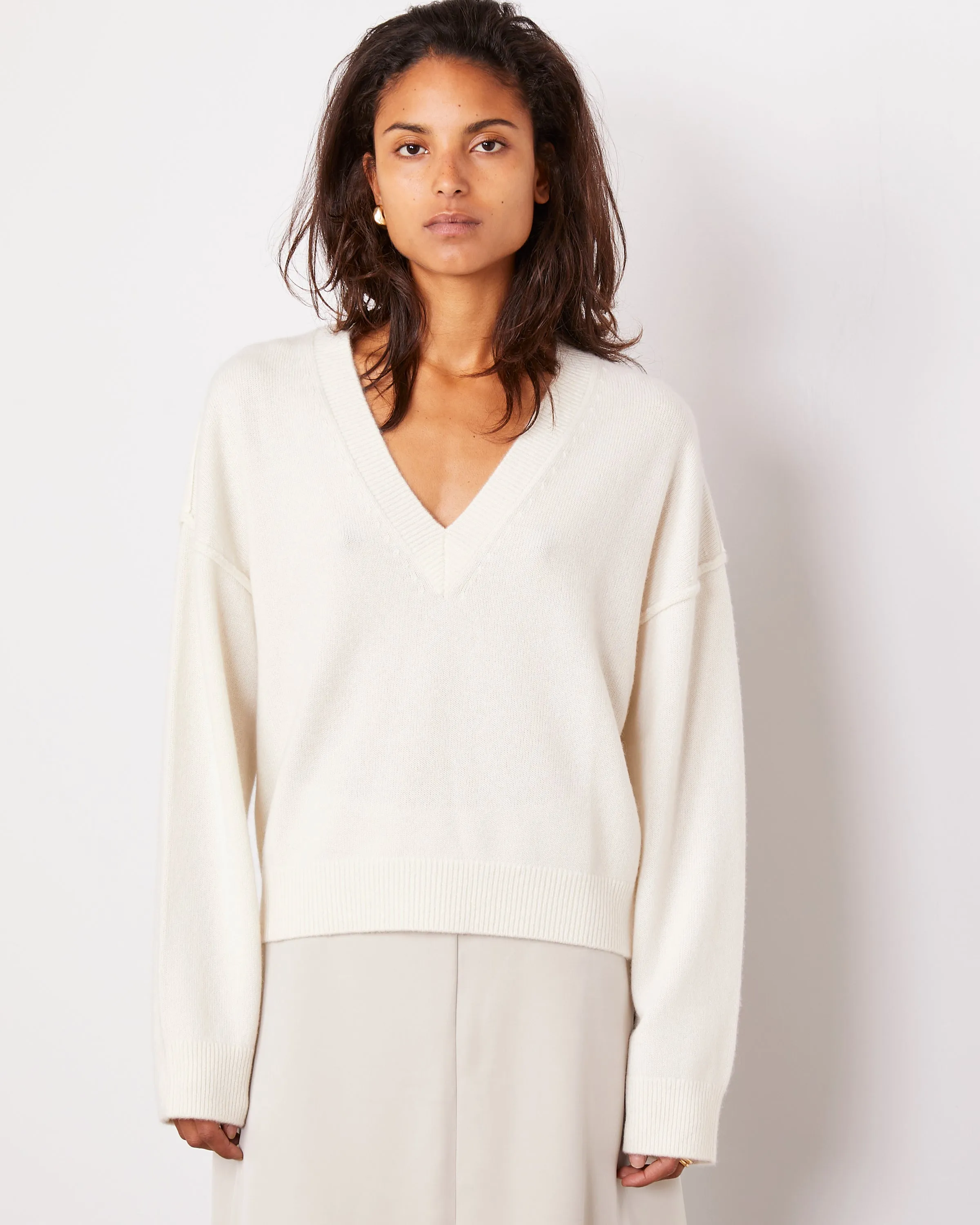 Pull misty sold by Officine Generale product image thumbnail 2