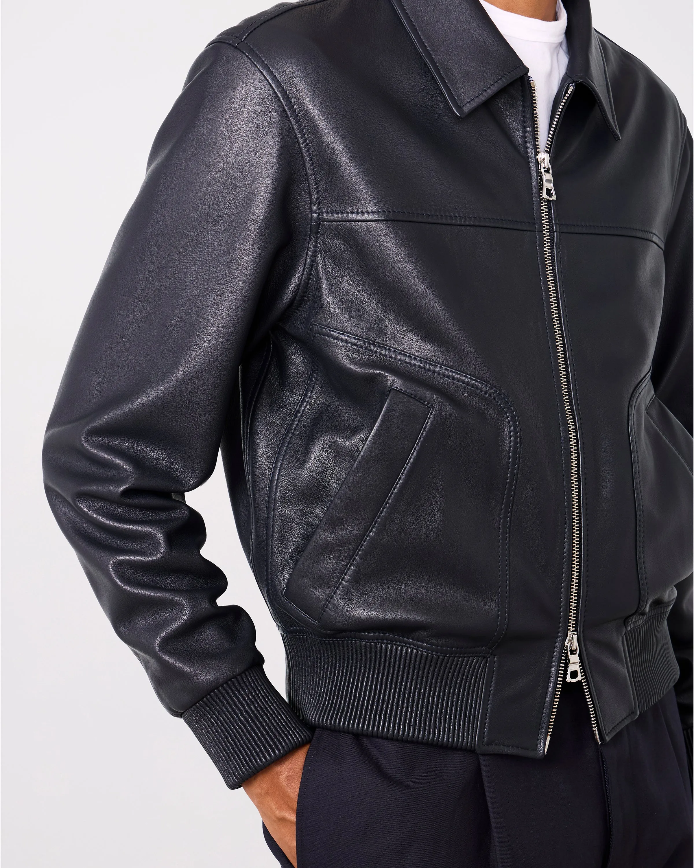 Veste cassio sold by Officine Generale product image thumbnail 4