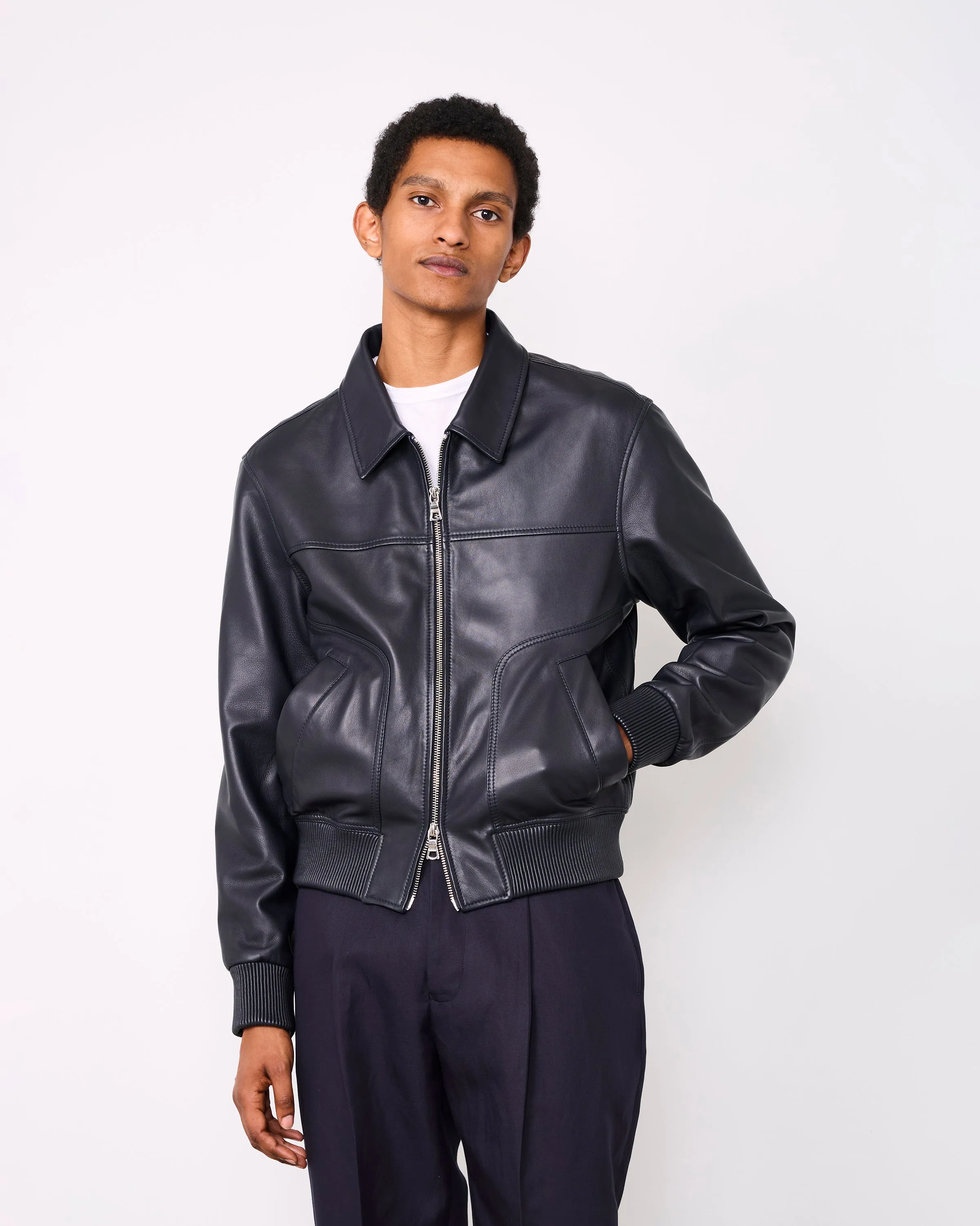 Veste cassio sold by Officine Generale product image thumbnail 2